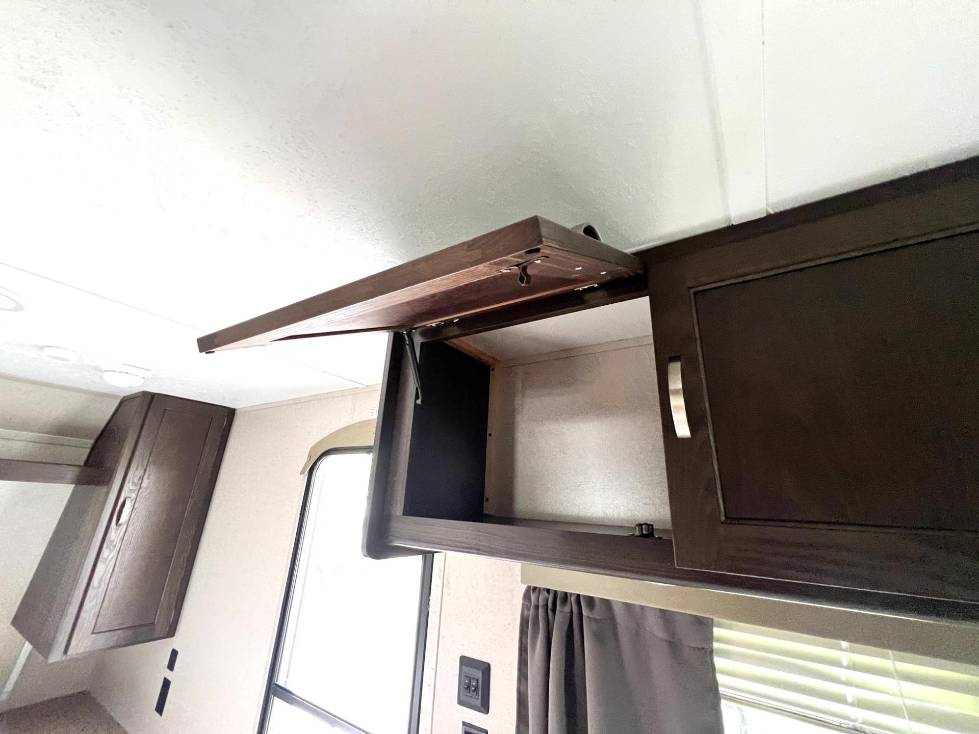 2022 Keystone 2022 Keystone Springdale Mini - thumbnail 10