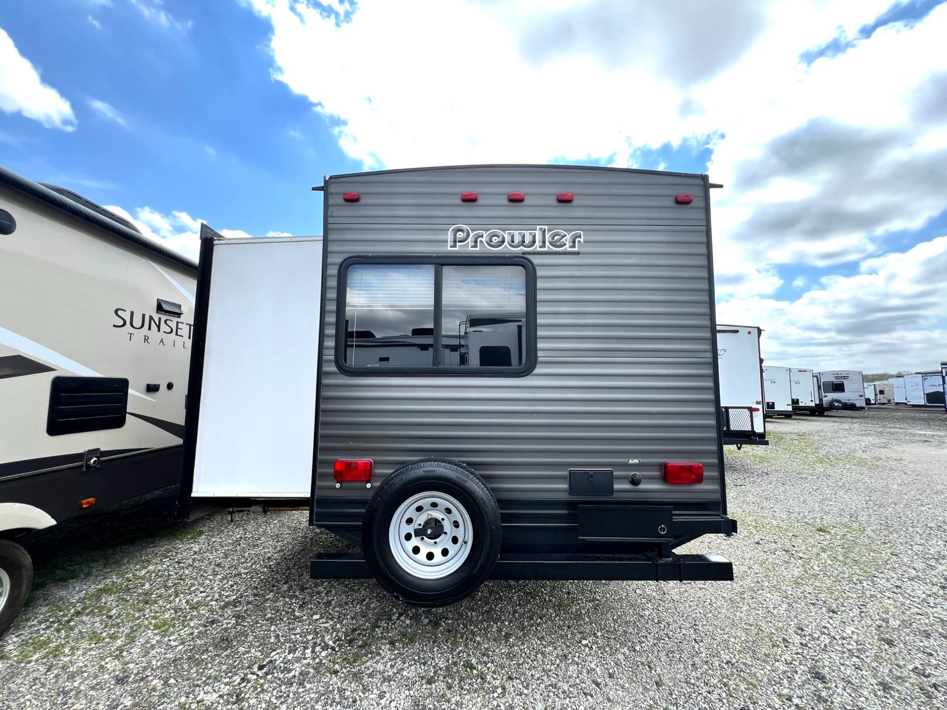 2017 Heartland 2017 Heartland Prowler - thumbnail 4