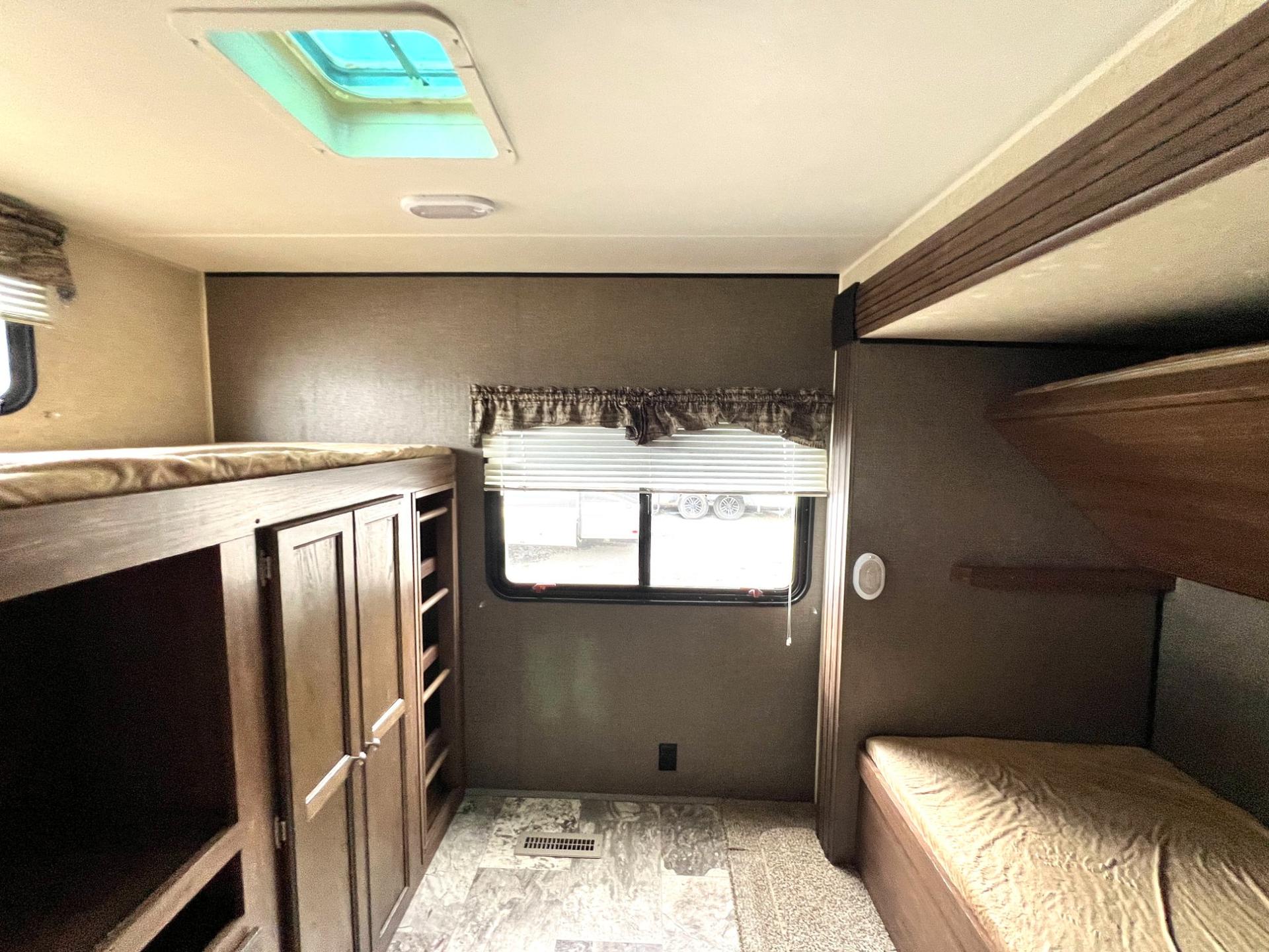 2017 Heartland 2017 Heartland Prowler - thumbnail 42