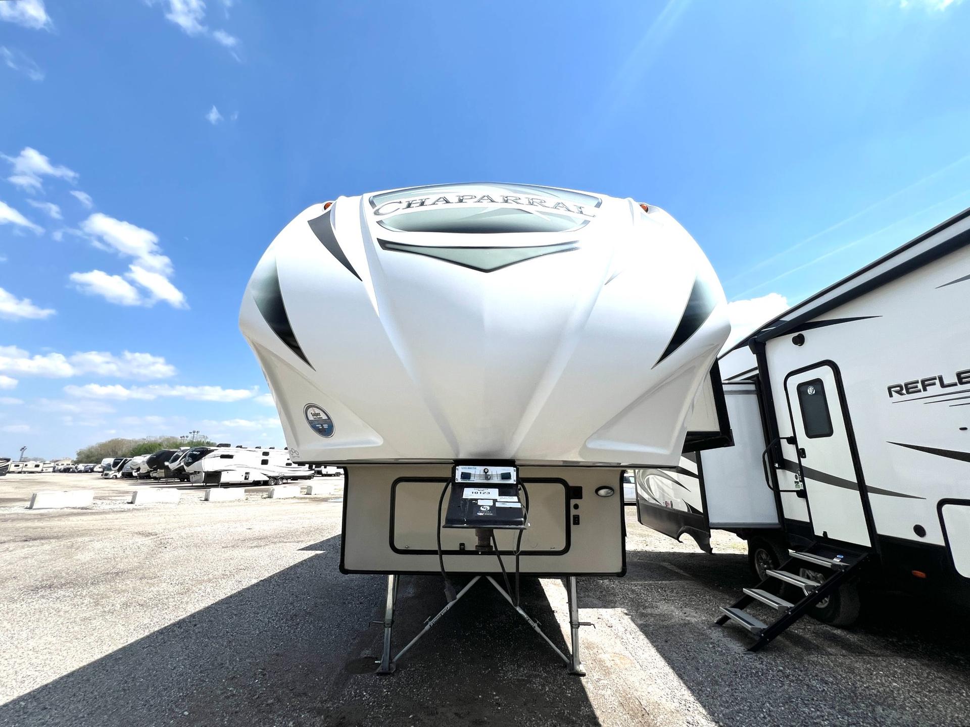 2018 Coachmen 2018 Coachmen Chaparral - thumbnail 2