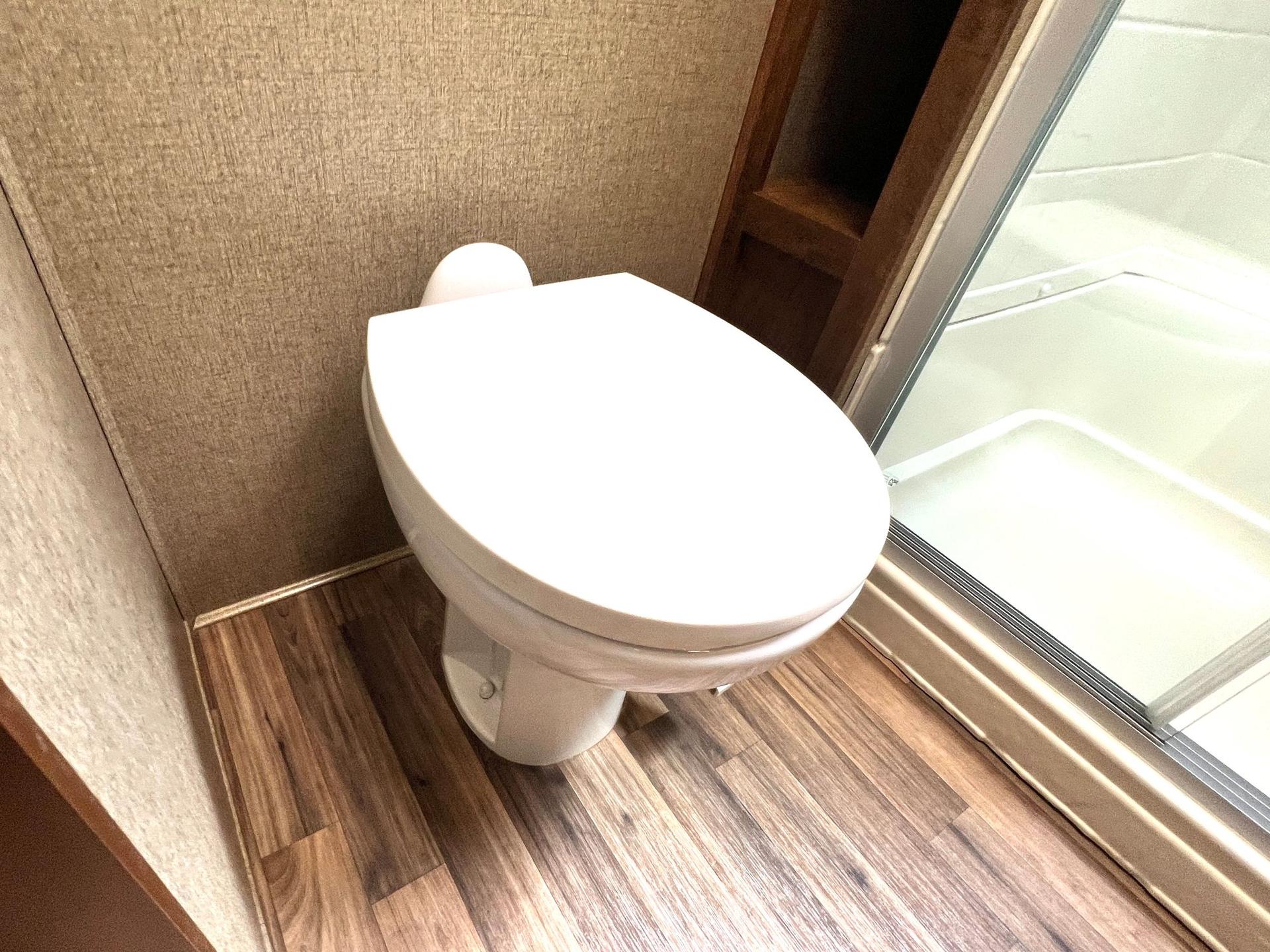 2018 Coachmen 2018 Coachmen Chaparral - thumbnail 38