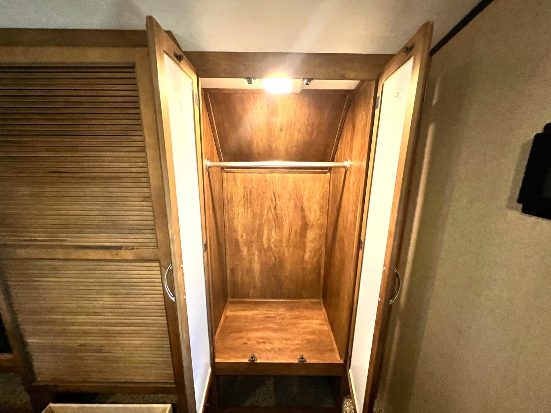 2018 Coachmen 2018 Coachmen Chaparral - thumbnail 46