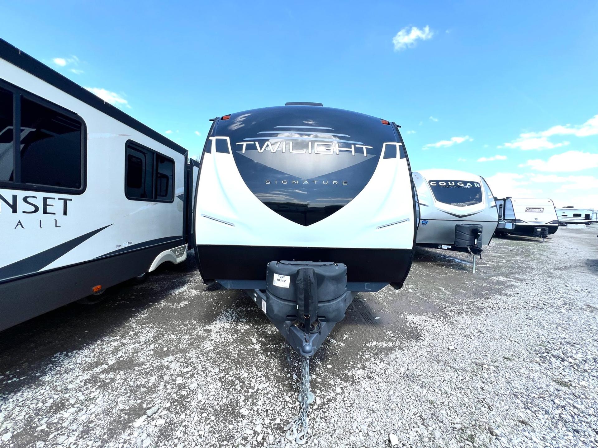 2022 Cruiser 2022 Cruiser Twilight Signature - thumbnail 2