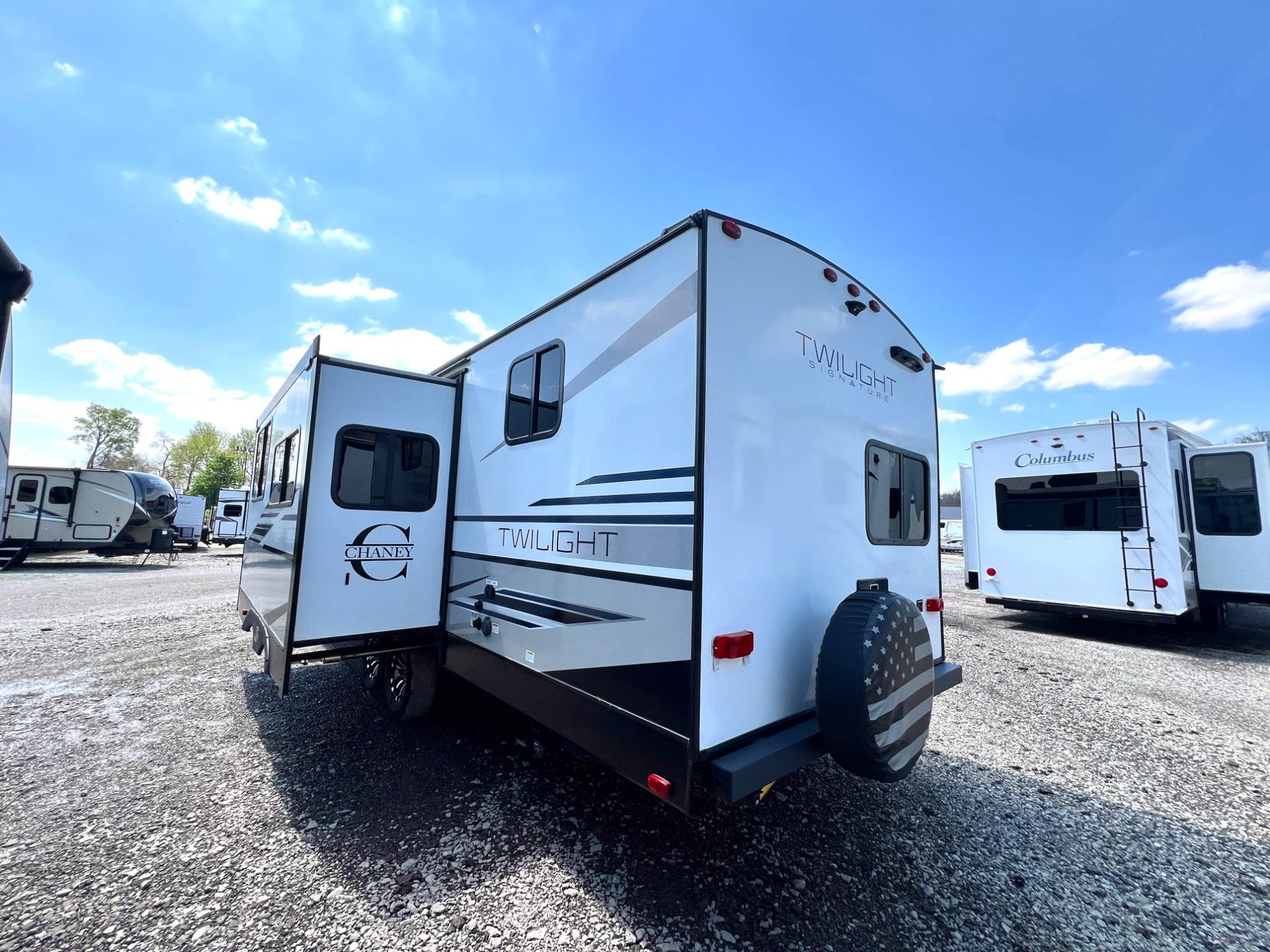 2022 Cruiser 2022 Cruiser Twilight Signature - thumbnail 4