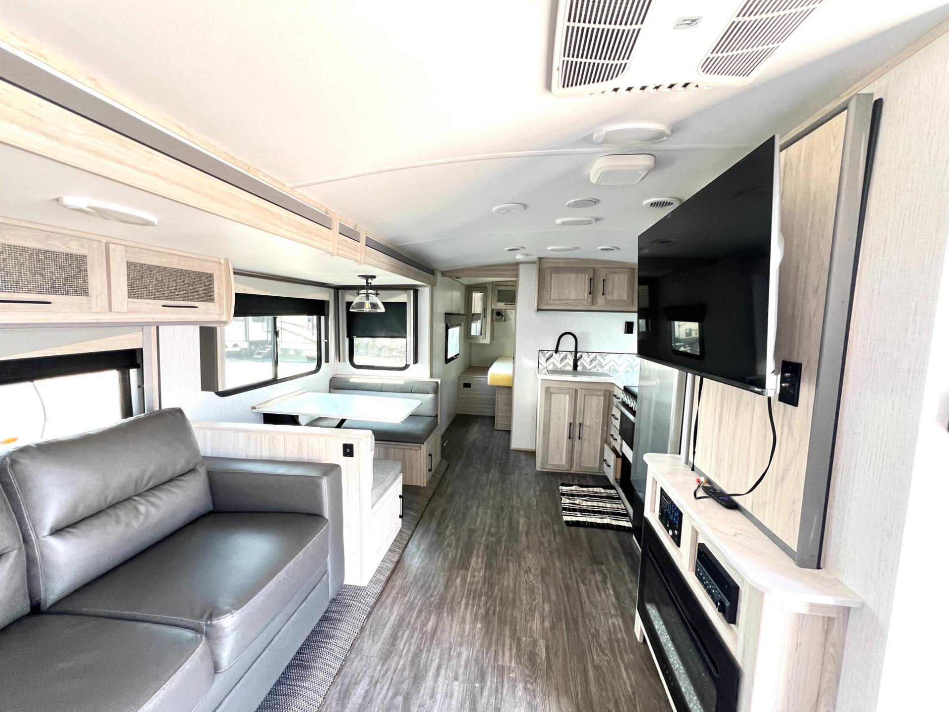 2022 Cruiser 2022 Cruiser Twilight Signature - thumbnail 10