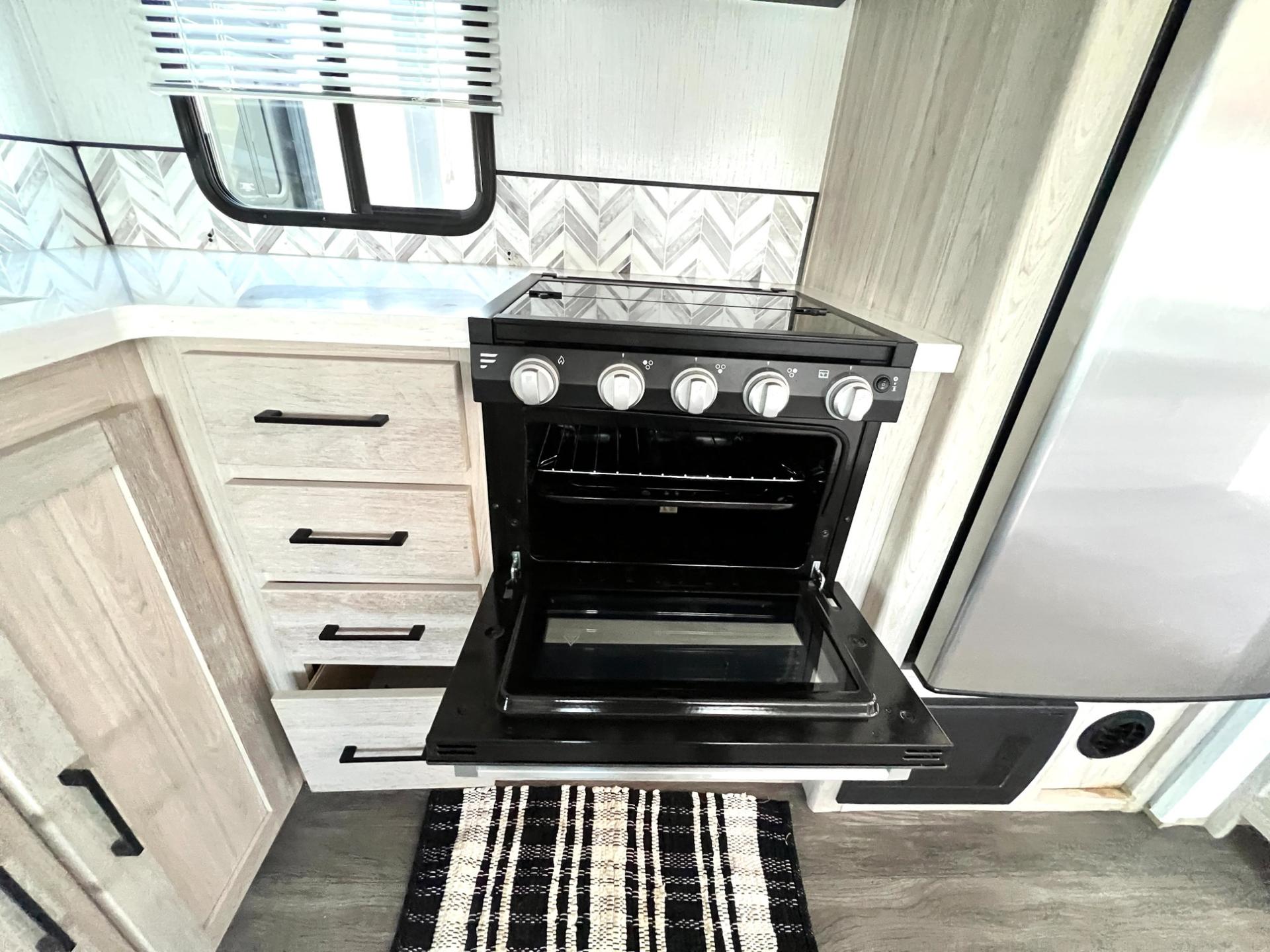 2022 Cruiser 2022 Cruiser Twilight Signature - thumbnail 17