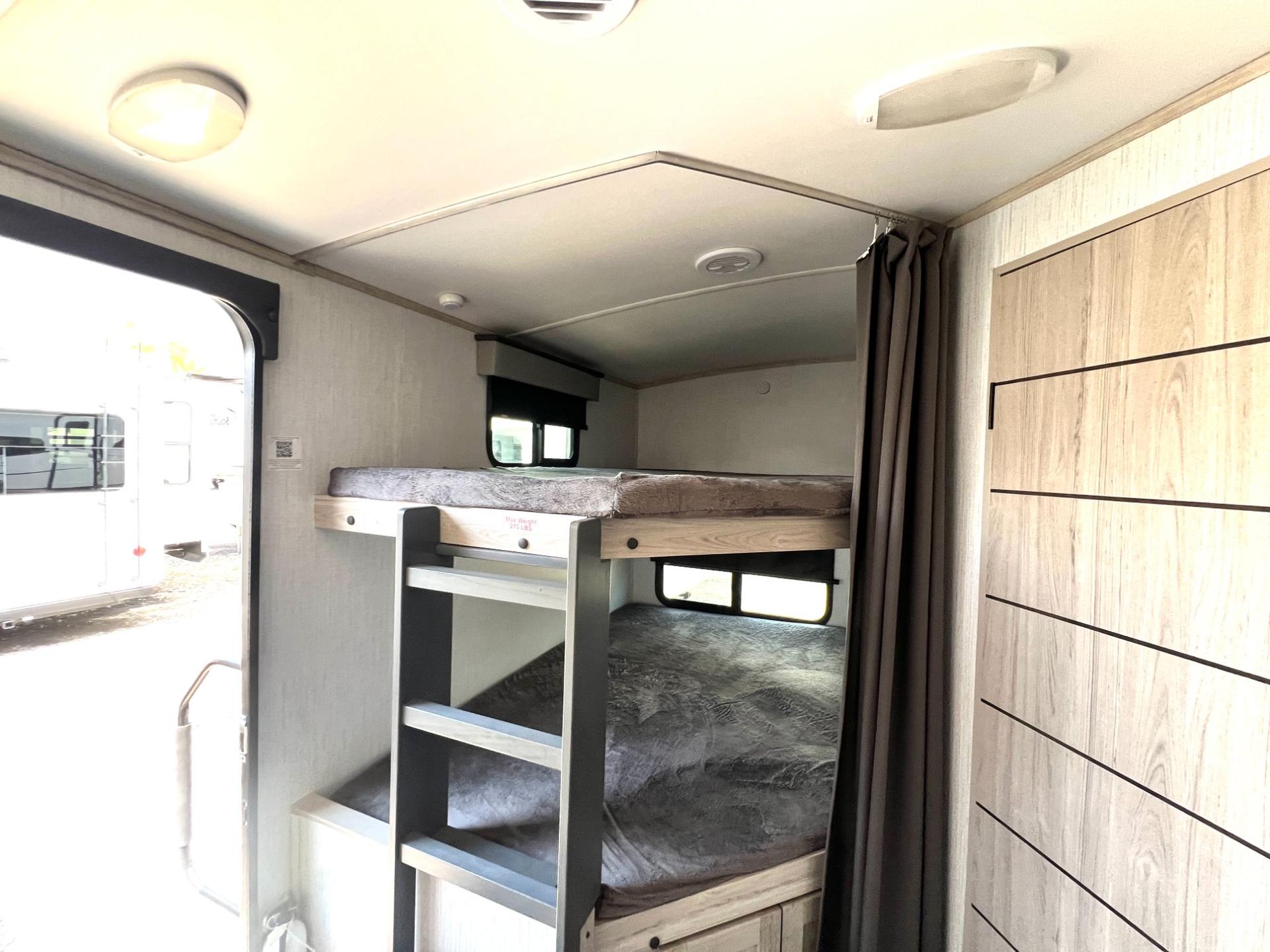 2022 Cruiser 2022 Cruiser Twilight Signature - thumbnail 26