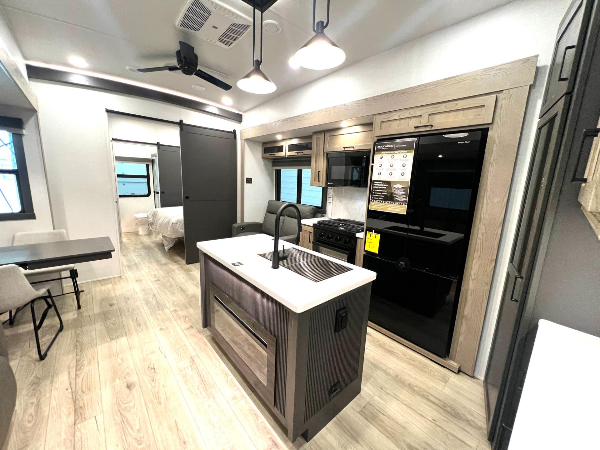 2026 Forest River 2026 Forest River Rockwood Signature - thumbnail 13