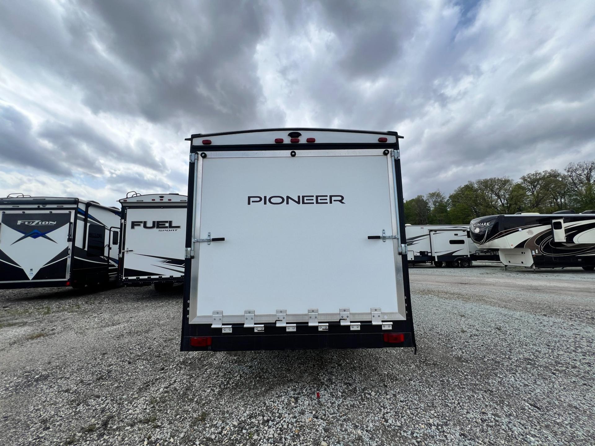 2020 Heartland 2020 Heartland Pioneer - thumbnail 5