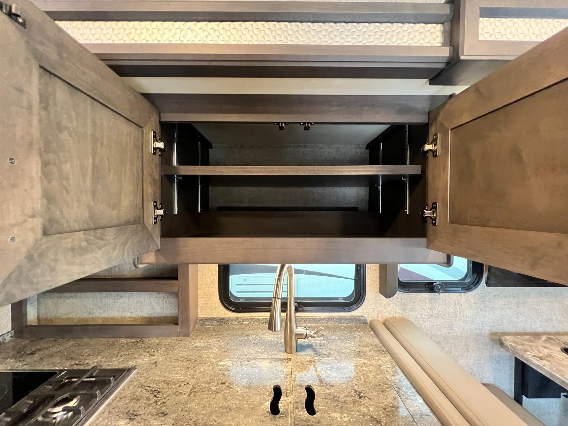 2021 Thor Motor Coach 2021 Thor Motor Coach Outlaw - thumbnail 17