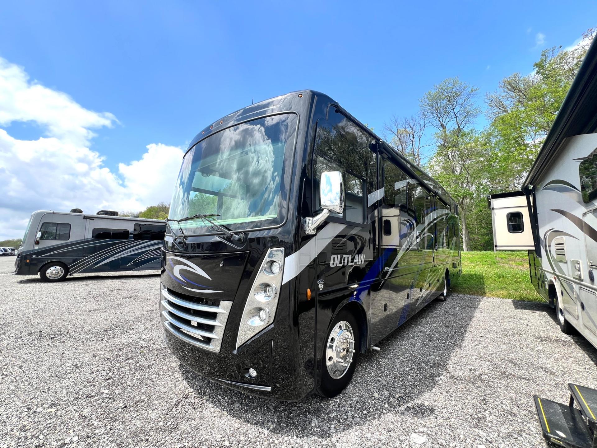 2021 Thor Motor Coach 2021 Thor Motor Coach Outlaw - thumbnail 43