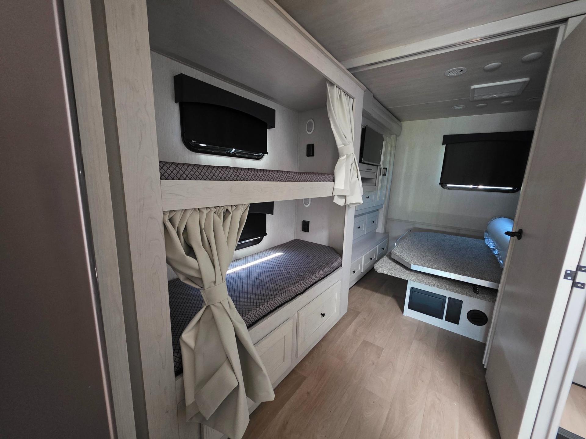 2026 NeXus RV 2026 NeXus RV Ghost - thumbnail 50