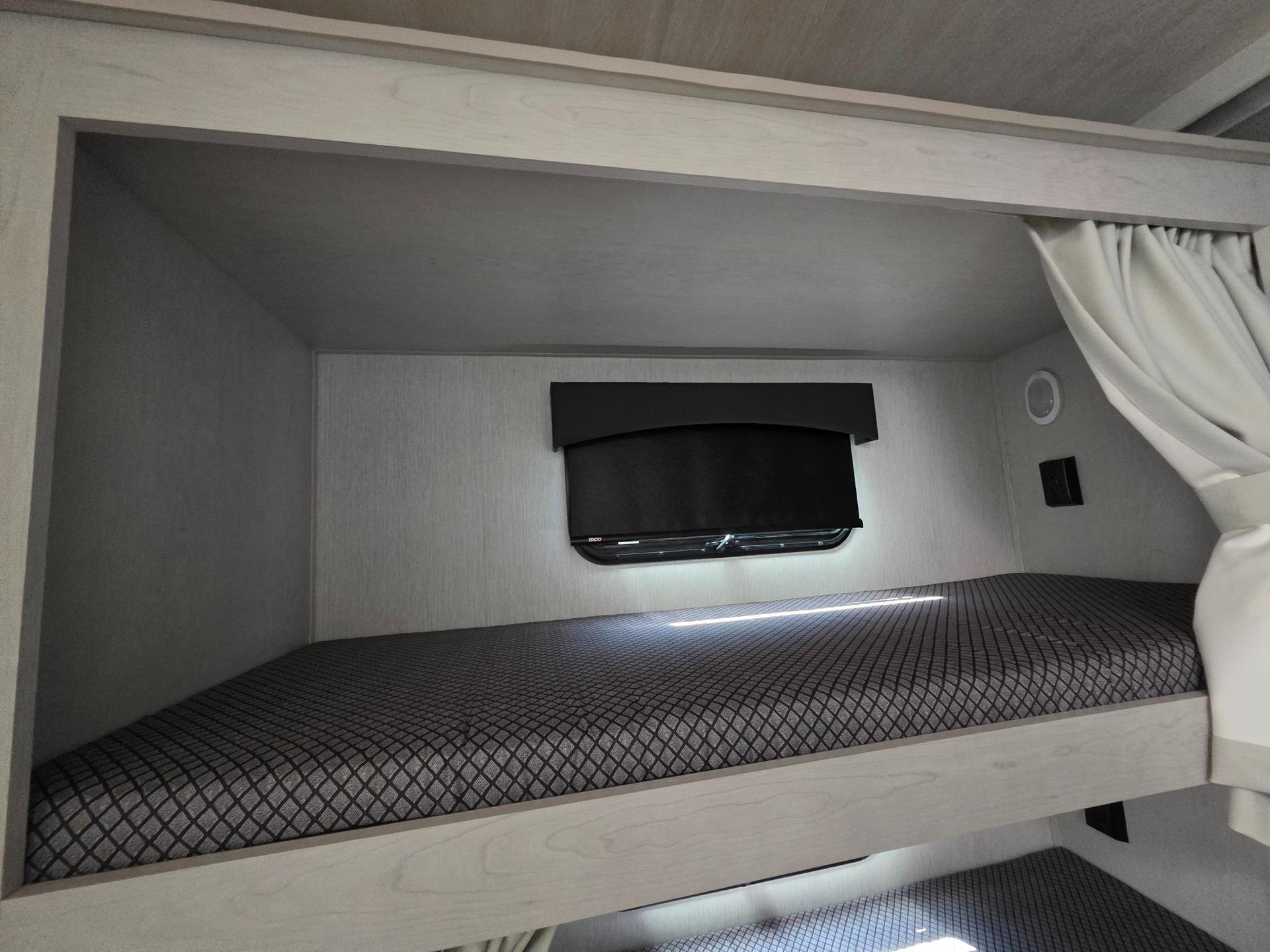2026 NeXus RV 2026 NeXus RV Ghost - thumbnail 52