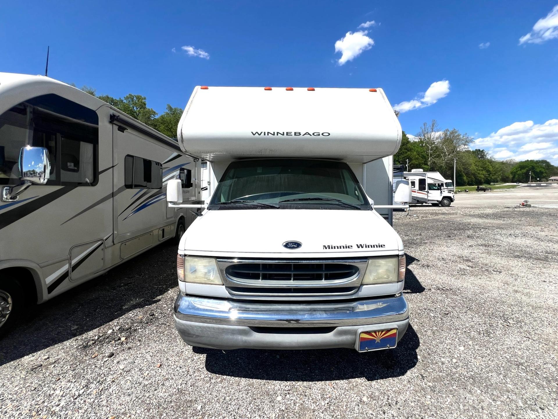 2001 Winnebago 2001 Winnebago Minnie Winnie - thumbnail 2