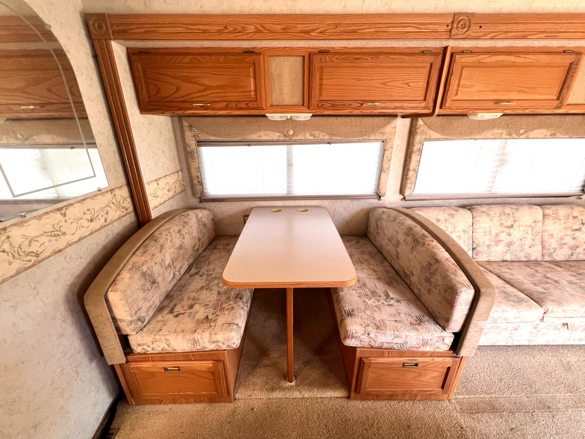 2001 Winnebago 2001 Winnebago Minnie Winnie - thumbnail 15
