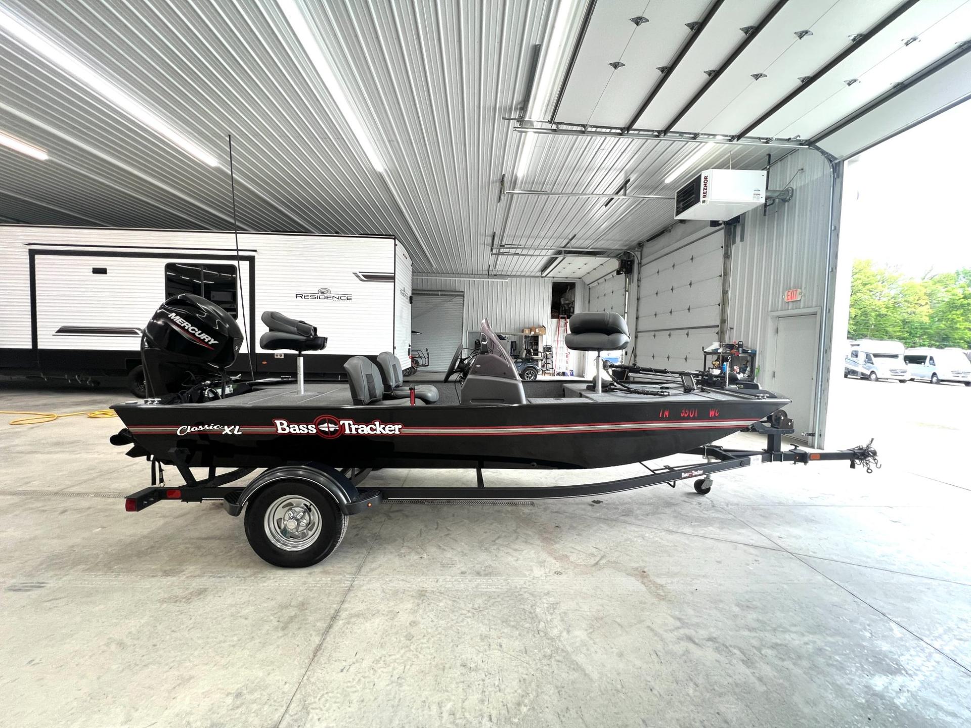 2020 Tracker 2020 Tracker Bass Classic - thumbnail 8