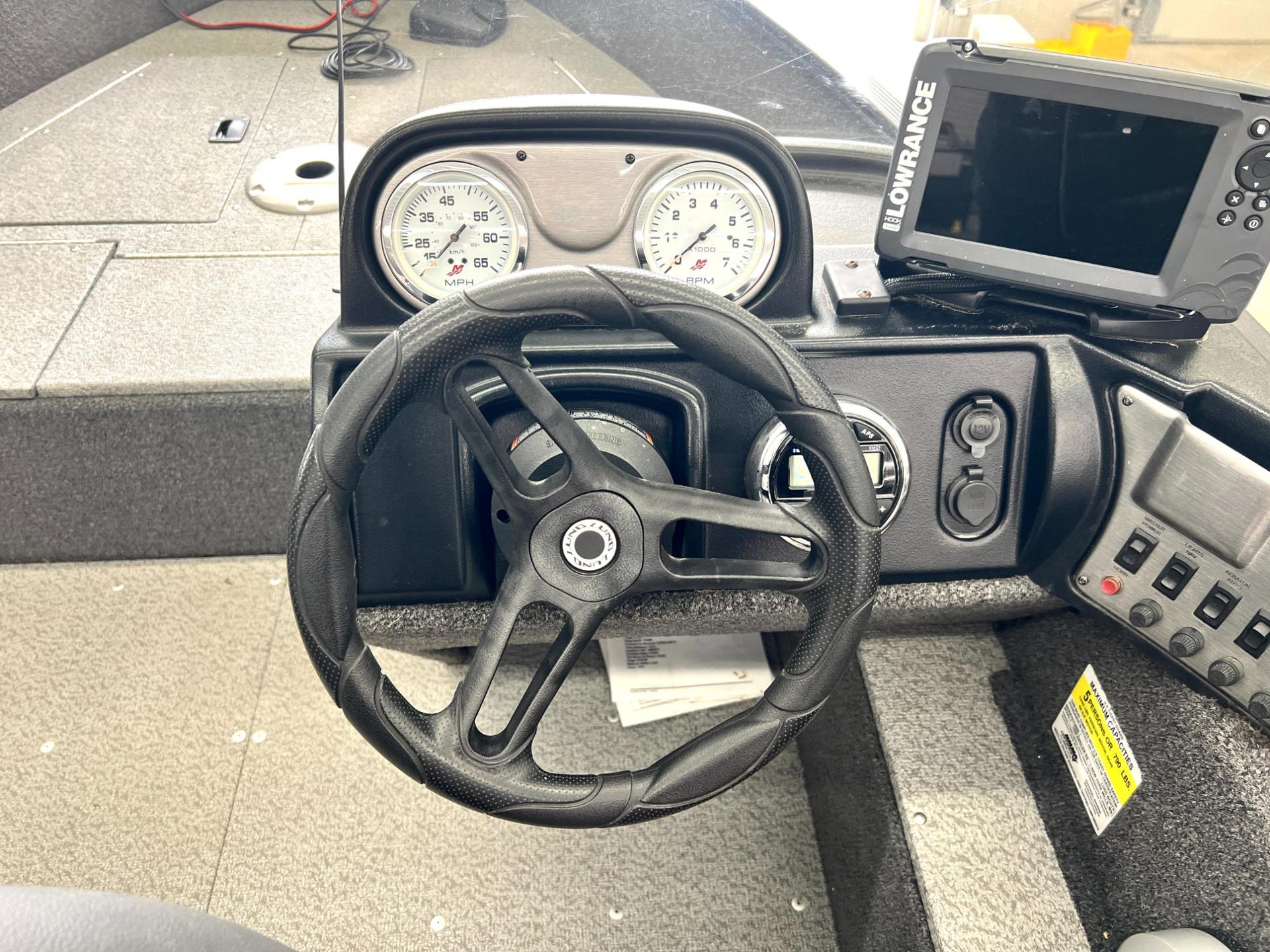 2022 Lund 2022 Lund Angler - thumbnail 13