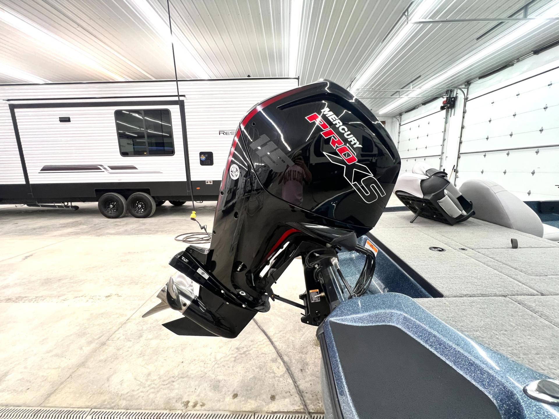 2018 Nitro 2018 Nitro Z17 - thumbnail 4