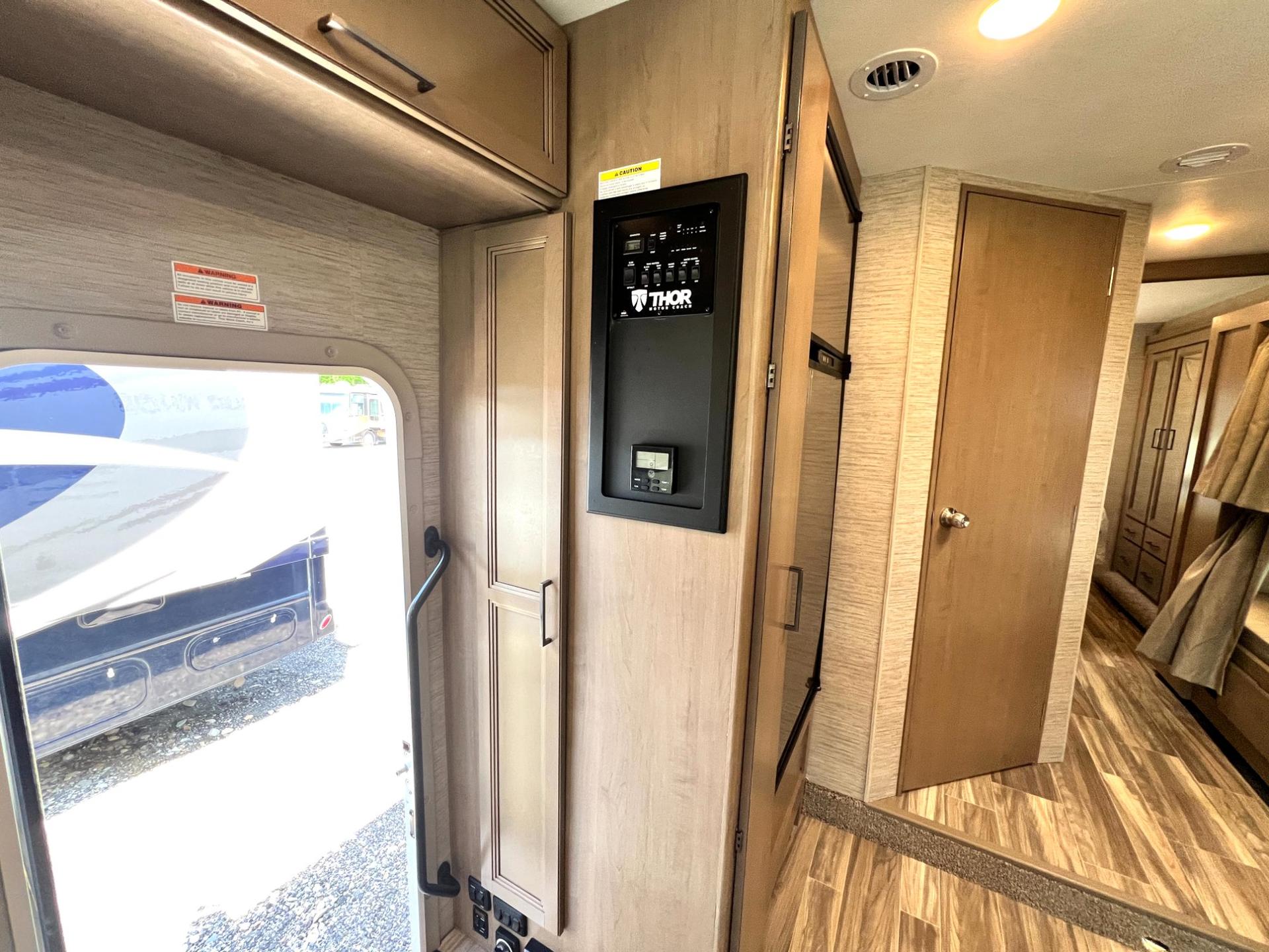2022 Thor Motor Coach 2022 Thor Motor Coach Four Winds - thumbnail 23