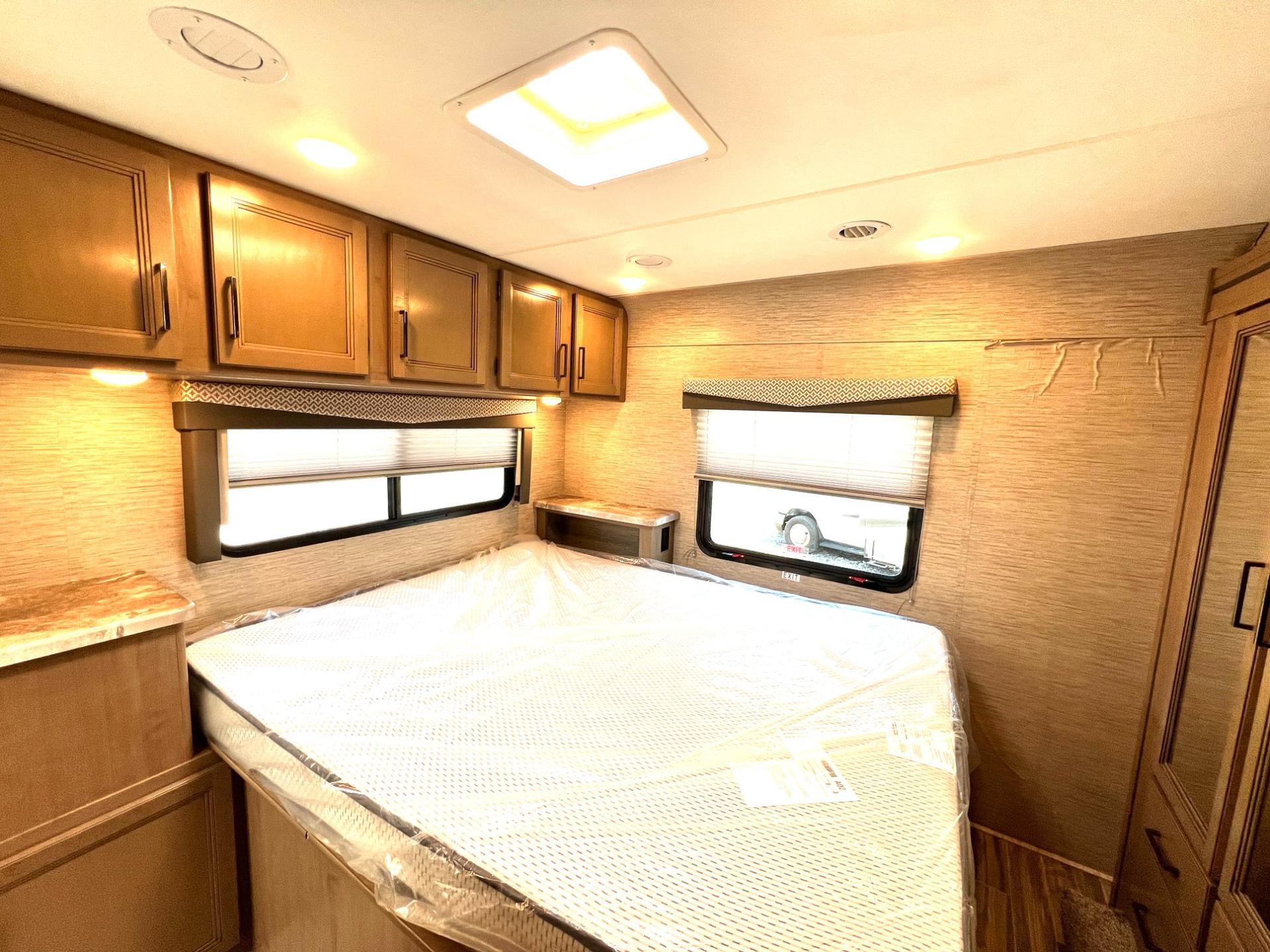 2022 Thor Motor Coach 2022 Thor Motor Coach Four Winds - thumbnail 46