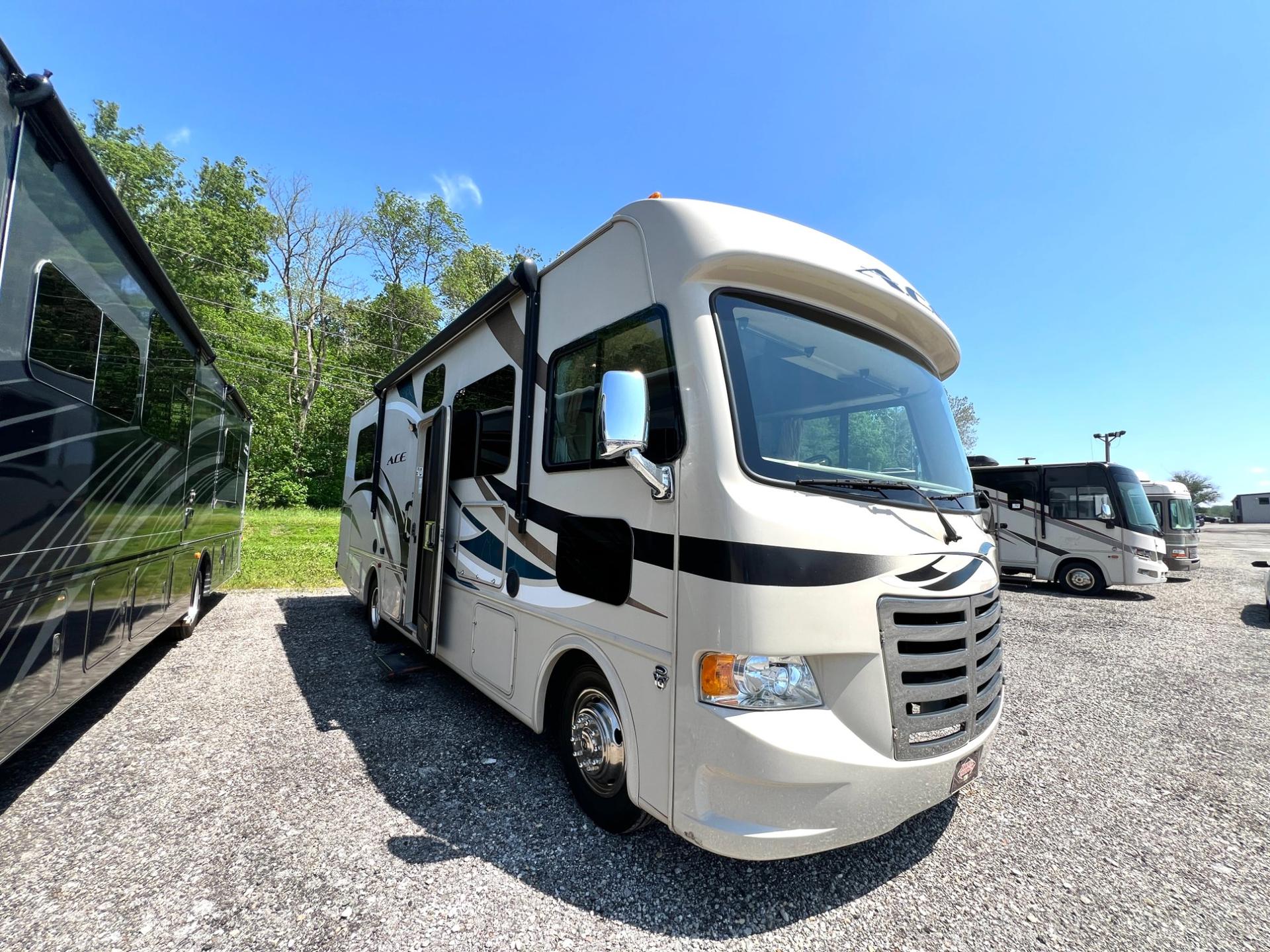 2015 Thor Motor Coach ACE 29.2