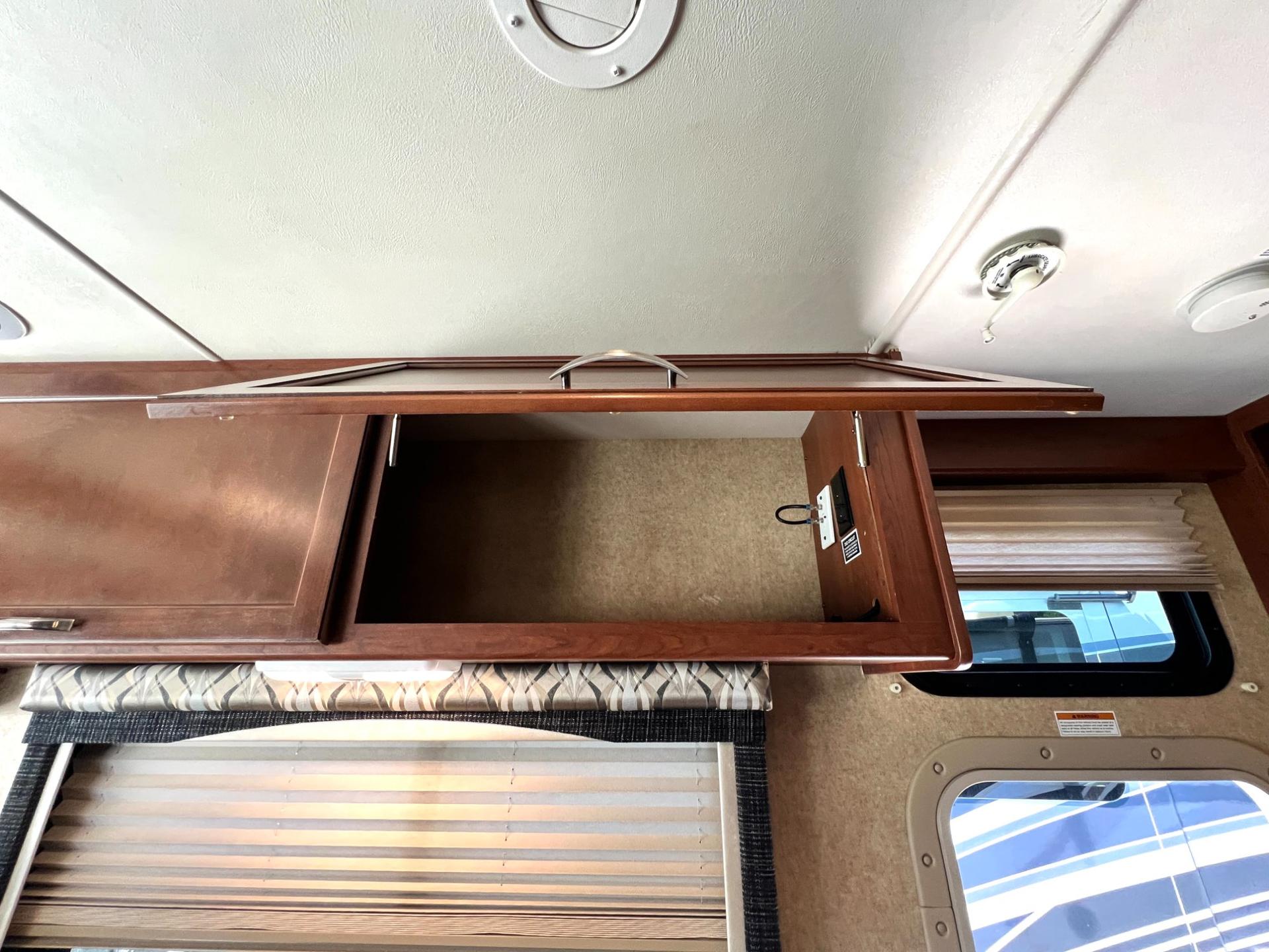 2015 Thor Motor Coach 2015 Thor Motor Coach ACE - thumbnail 24