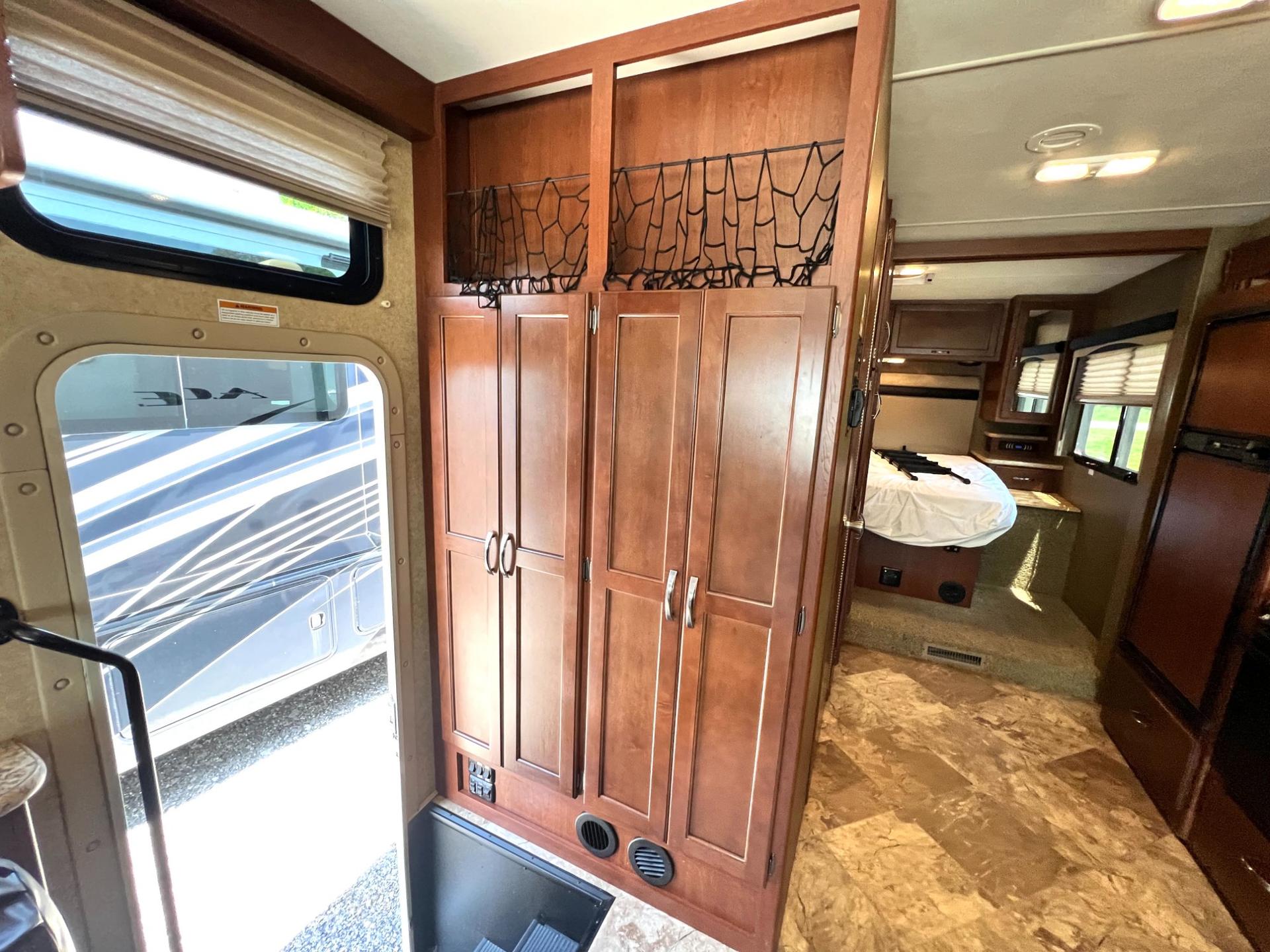 2015 Thor Motor Coach 2015 Thor Motor Coach ACE - thumbnail 27