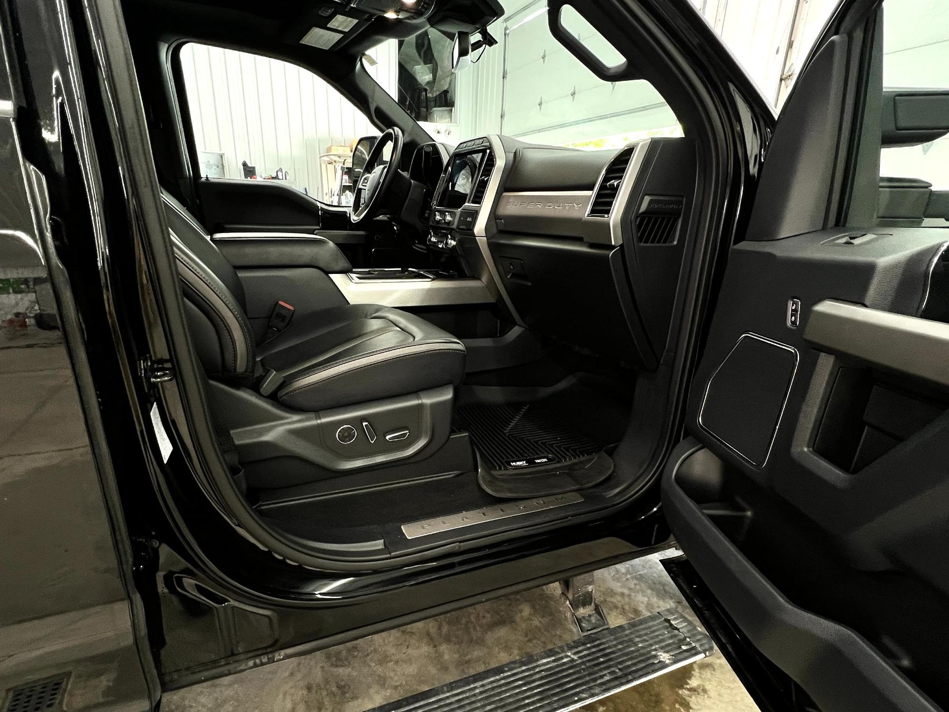 2022 Ford 2022 Ford F-450 Super Duty - thumbnail 12