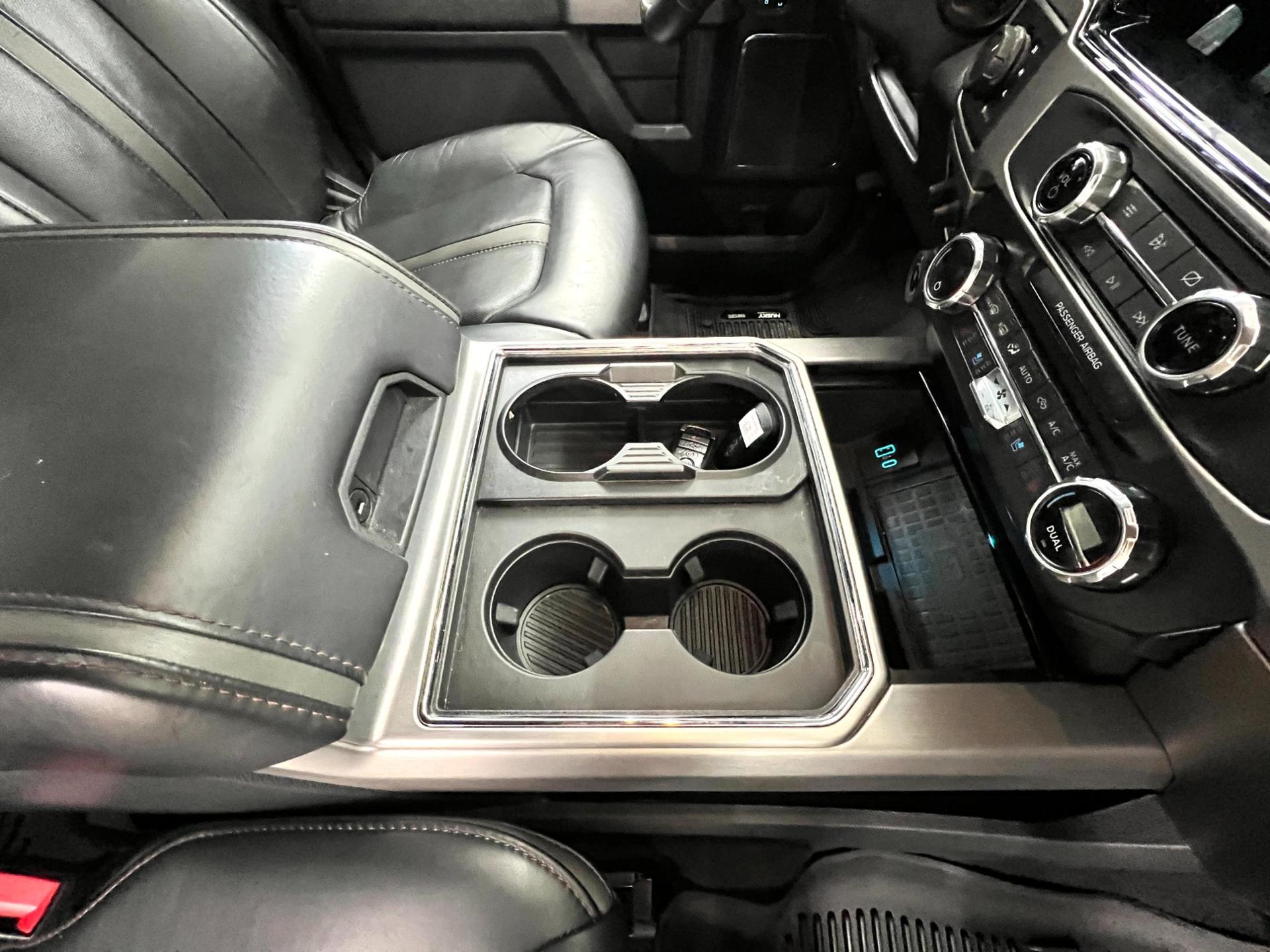 2022 Ford 2022 Ford F-450 Super Duty - thumbnail 24