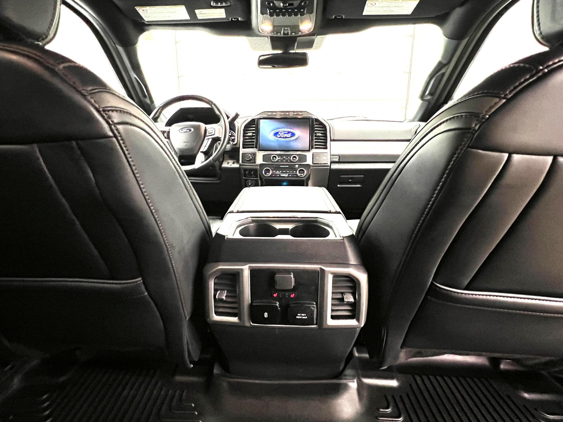 2022 Ford 2022 Ford F-450 Super Duty - thumbnail 28