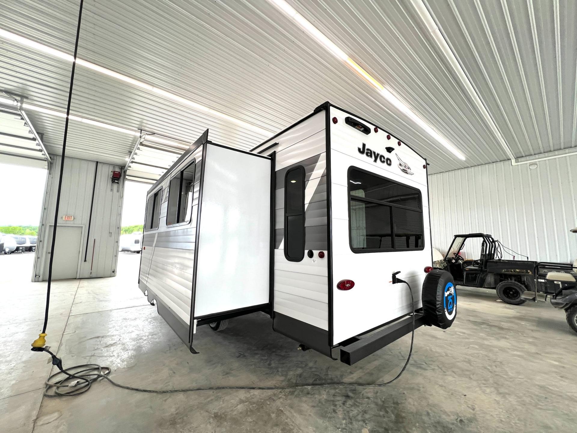 2026 Jayco 2026 Jayco Jay Flight SLX - thumbnail 4