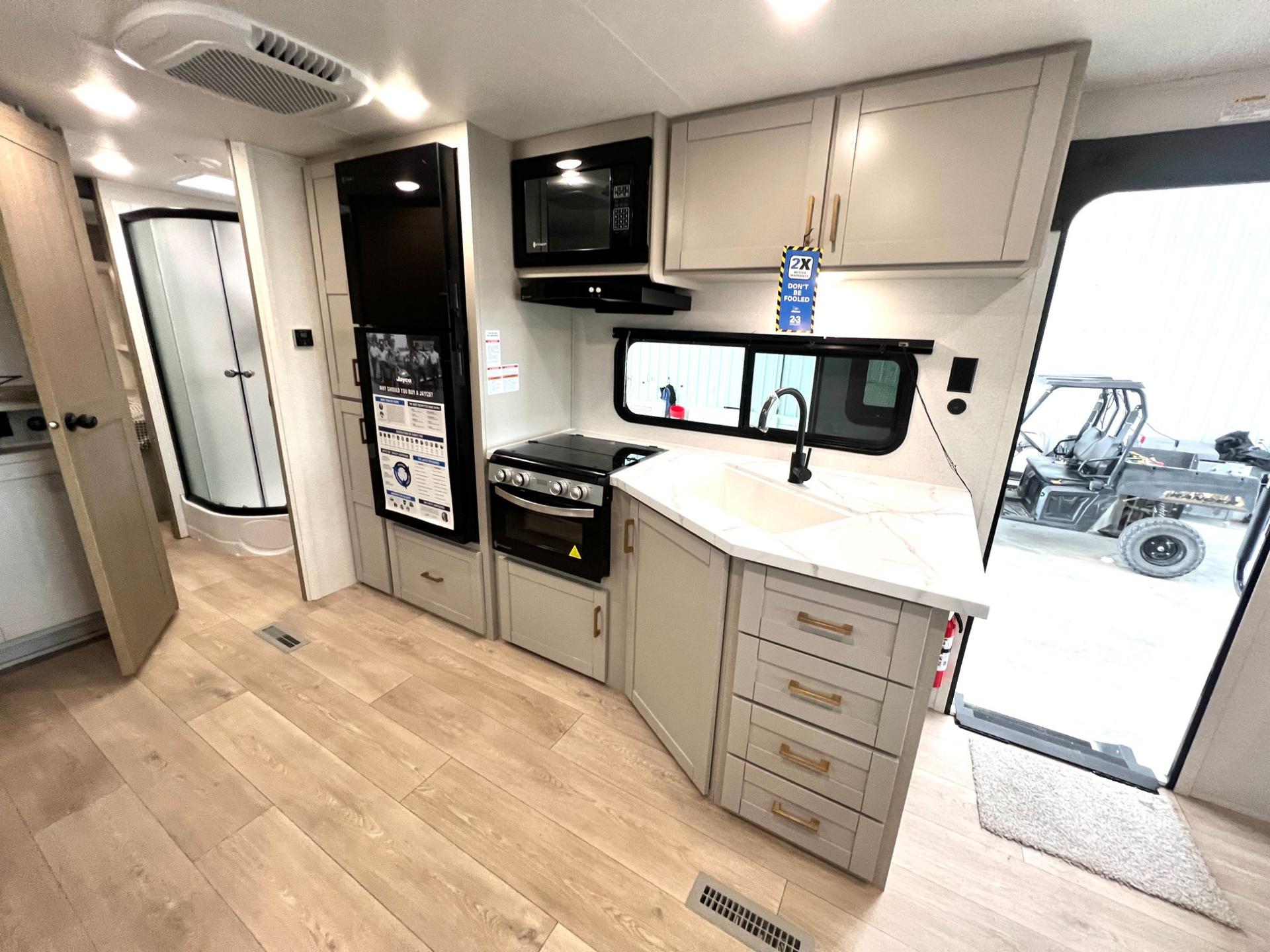 2026 Jayco 2026 Jayco Jay Flight SLX - thumbnail 15
