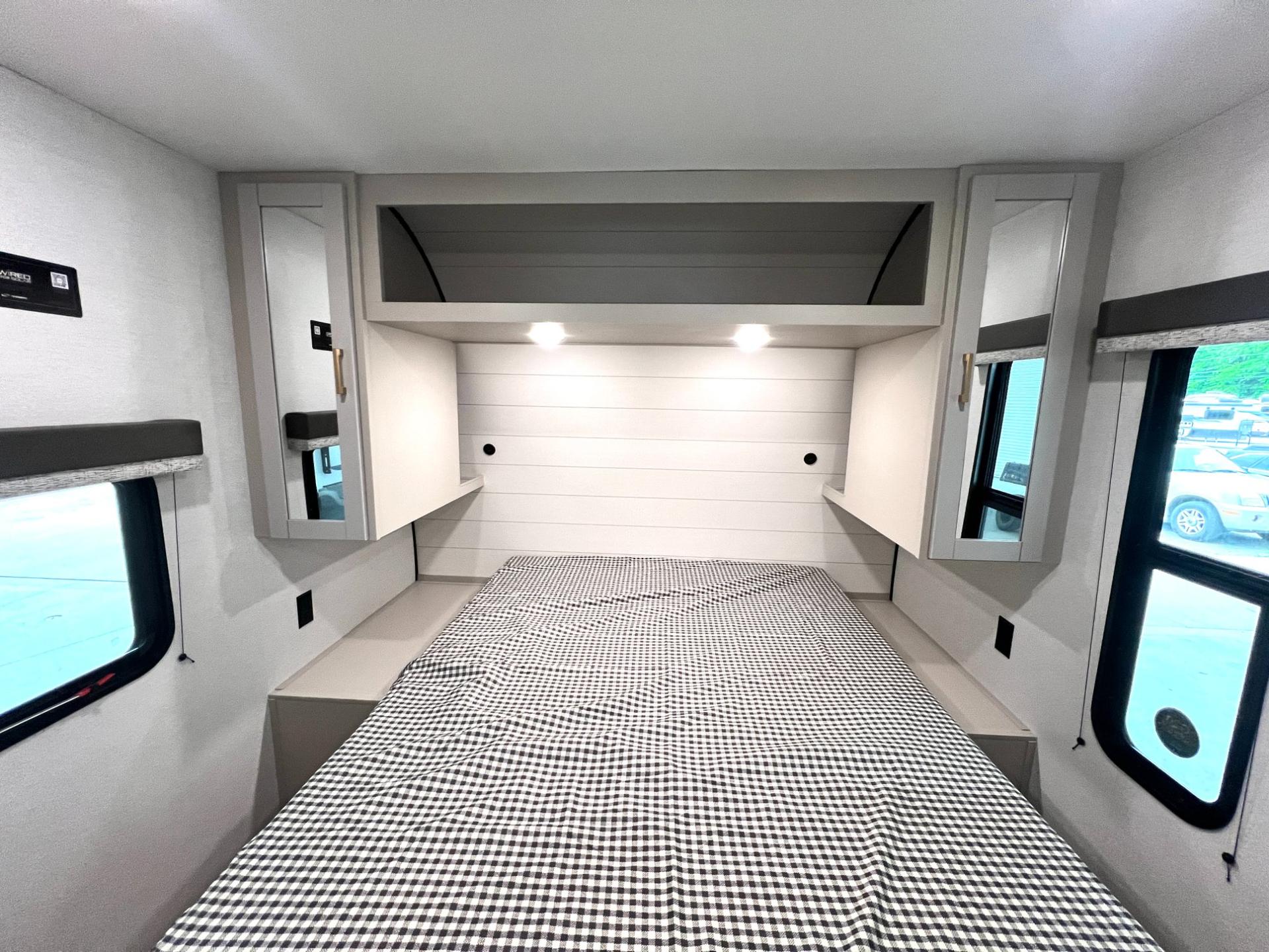 2026 Jayco 2026 Jayco Jay Flight SLX - thumbnail 35
