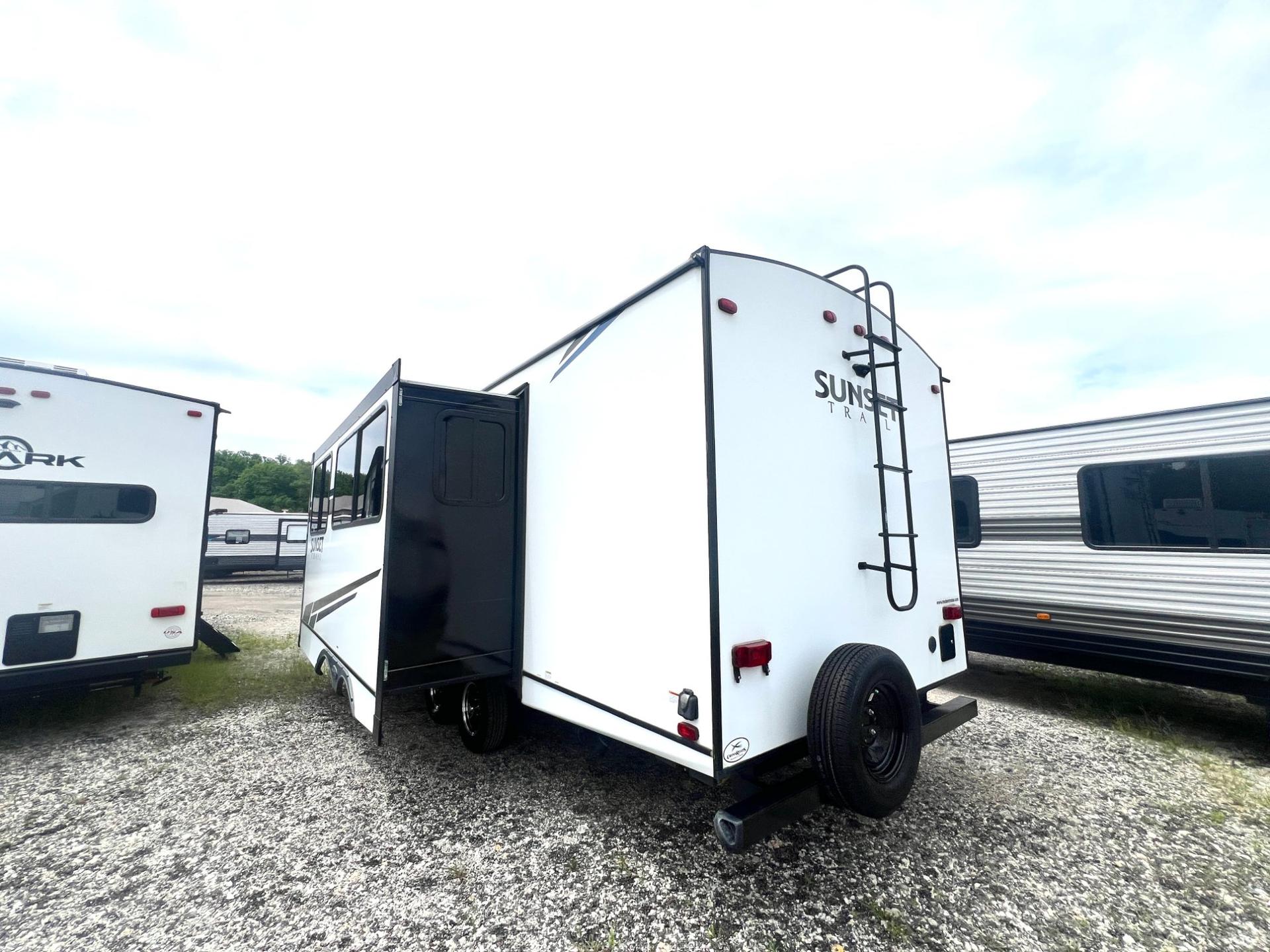 2021 CROSSROADS RV 2021 CROSSROADS RV SUNSET TRAIL - thumbnail 4