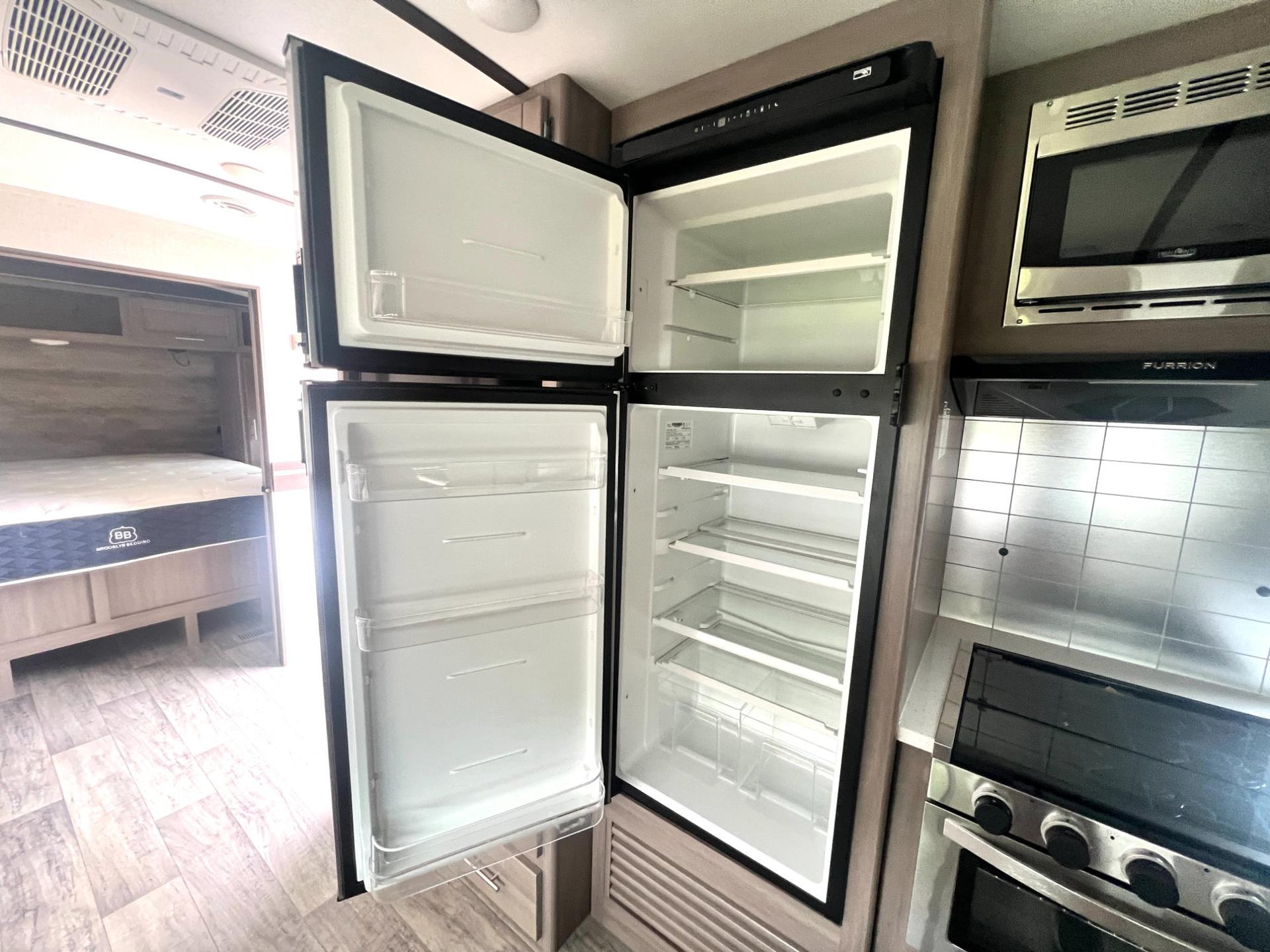 2021 CROSSROADS RV 2021 CROSSROADS RV SUNSET TRAIL - thumbnail 18