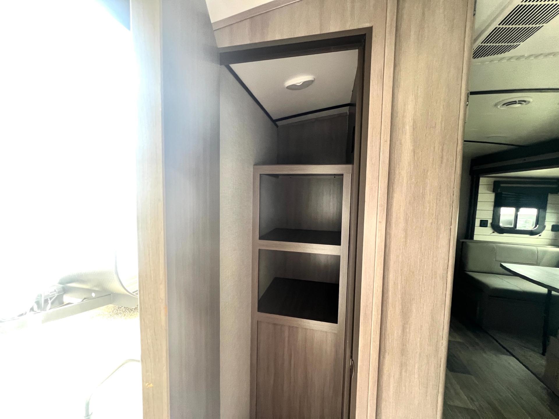 2021 CROSSROADS RV 2021 CROSSROADS RV SUNSET TRAIL - thumbnail 35