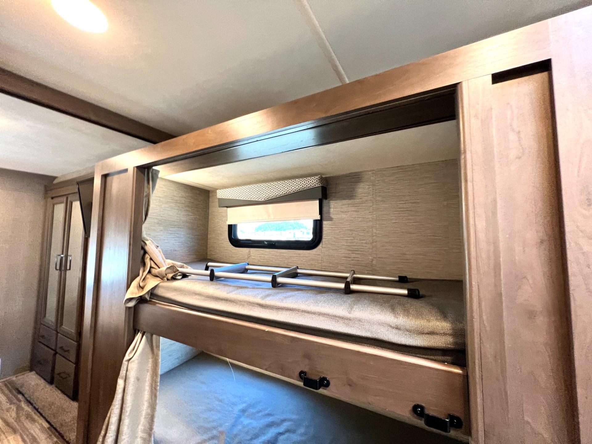 2021 Thor Motor Coach 2021 Thor Motor Coach Four Winds - thumbnail 43