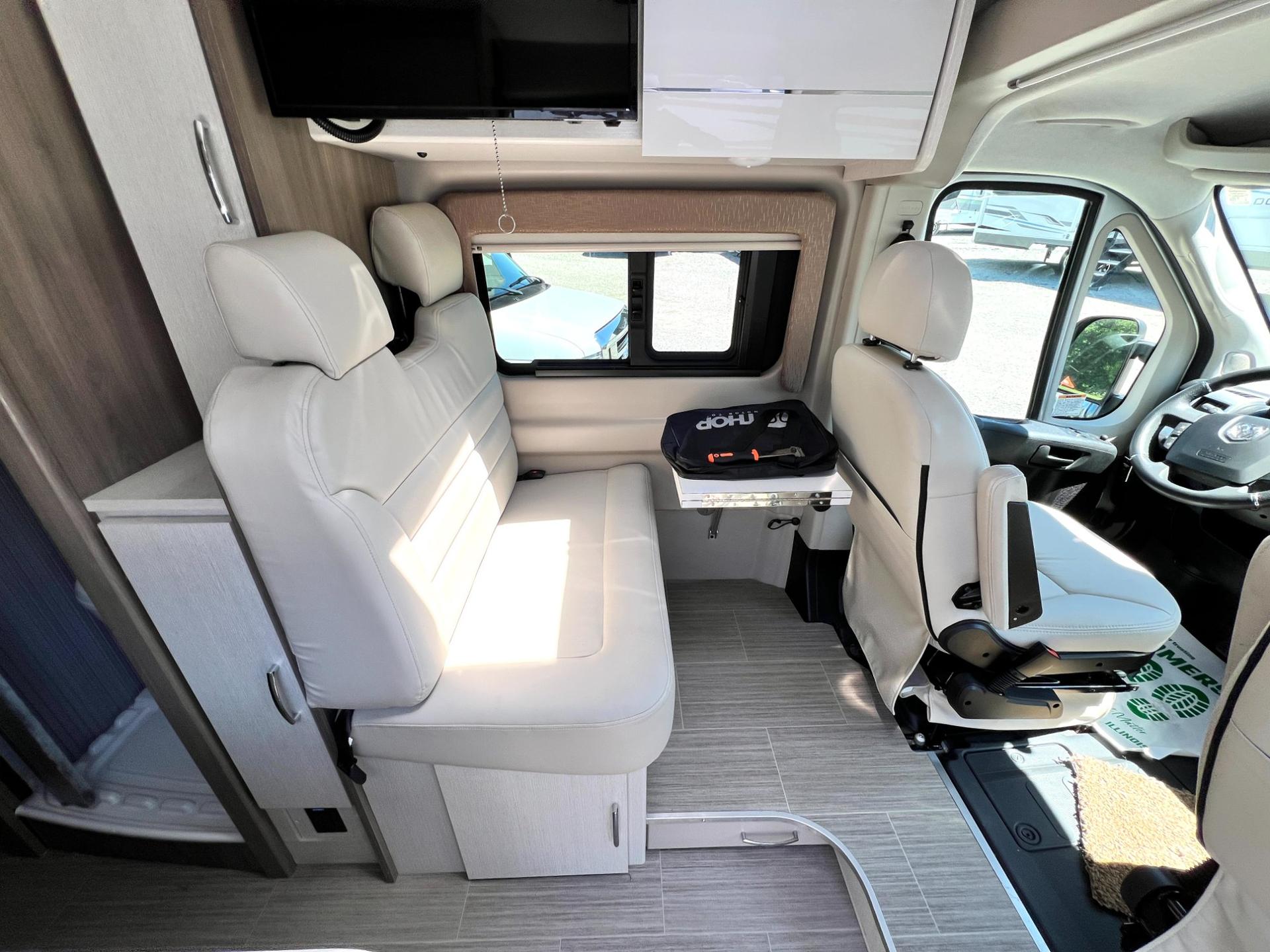 2022 Thor Motor Coach 2022 Thor Motor Coach TELLARO - thumbnail 18