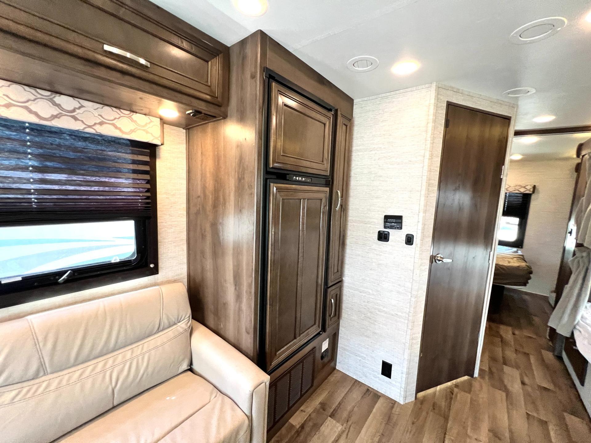 2021 Jayco 2021 Jayco Redhawk - thumbnail 22