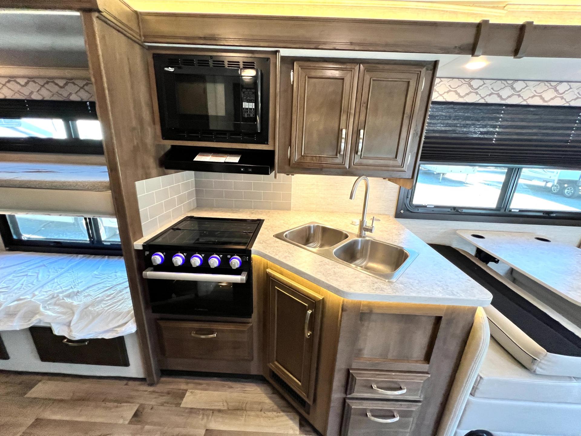 2021 Jayco 2021 Jayco Redhawk - thumbnail 24