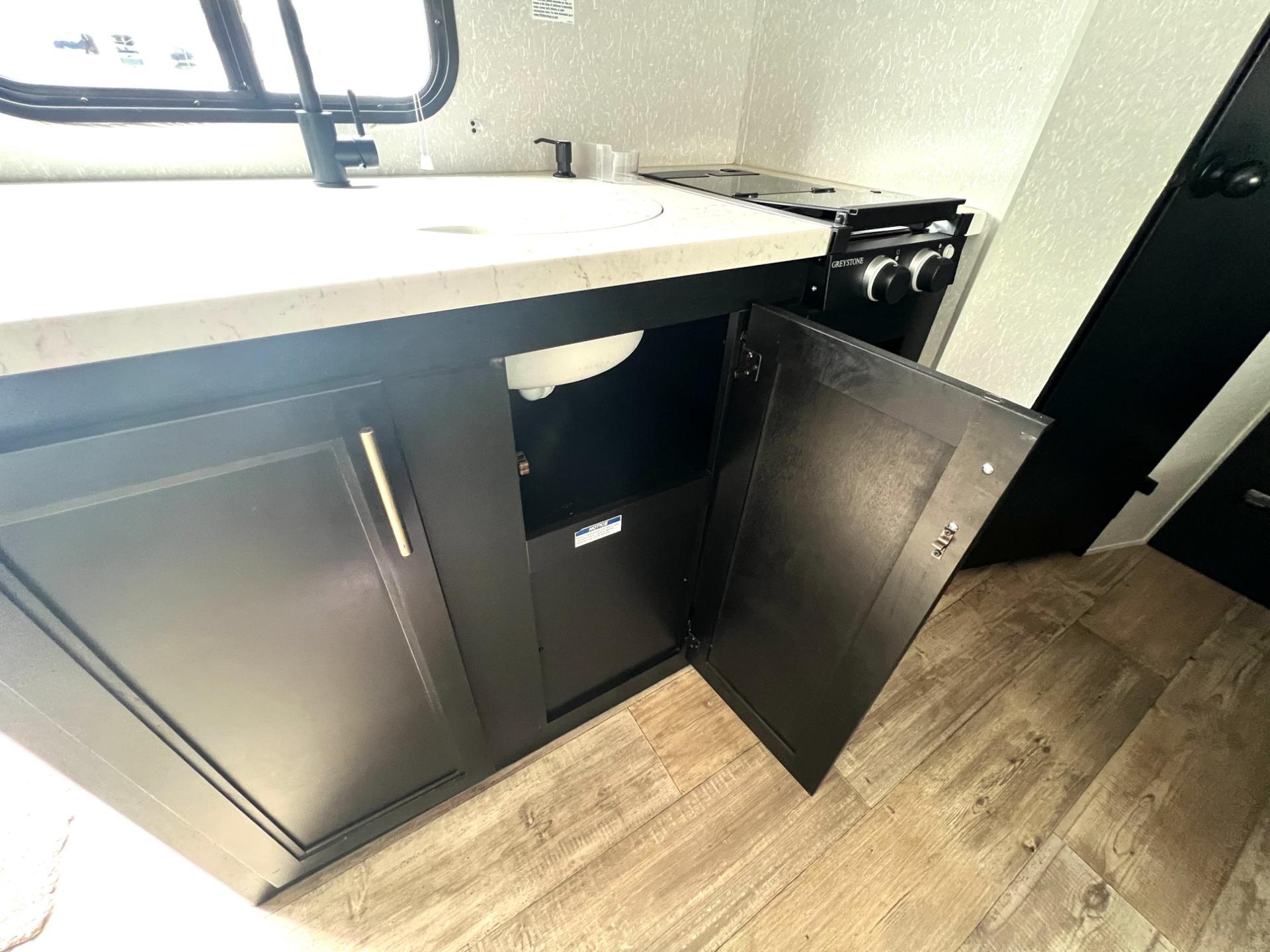 2022 Cherokee 2022 Cherokee Wolf Pup - thumbnail 16