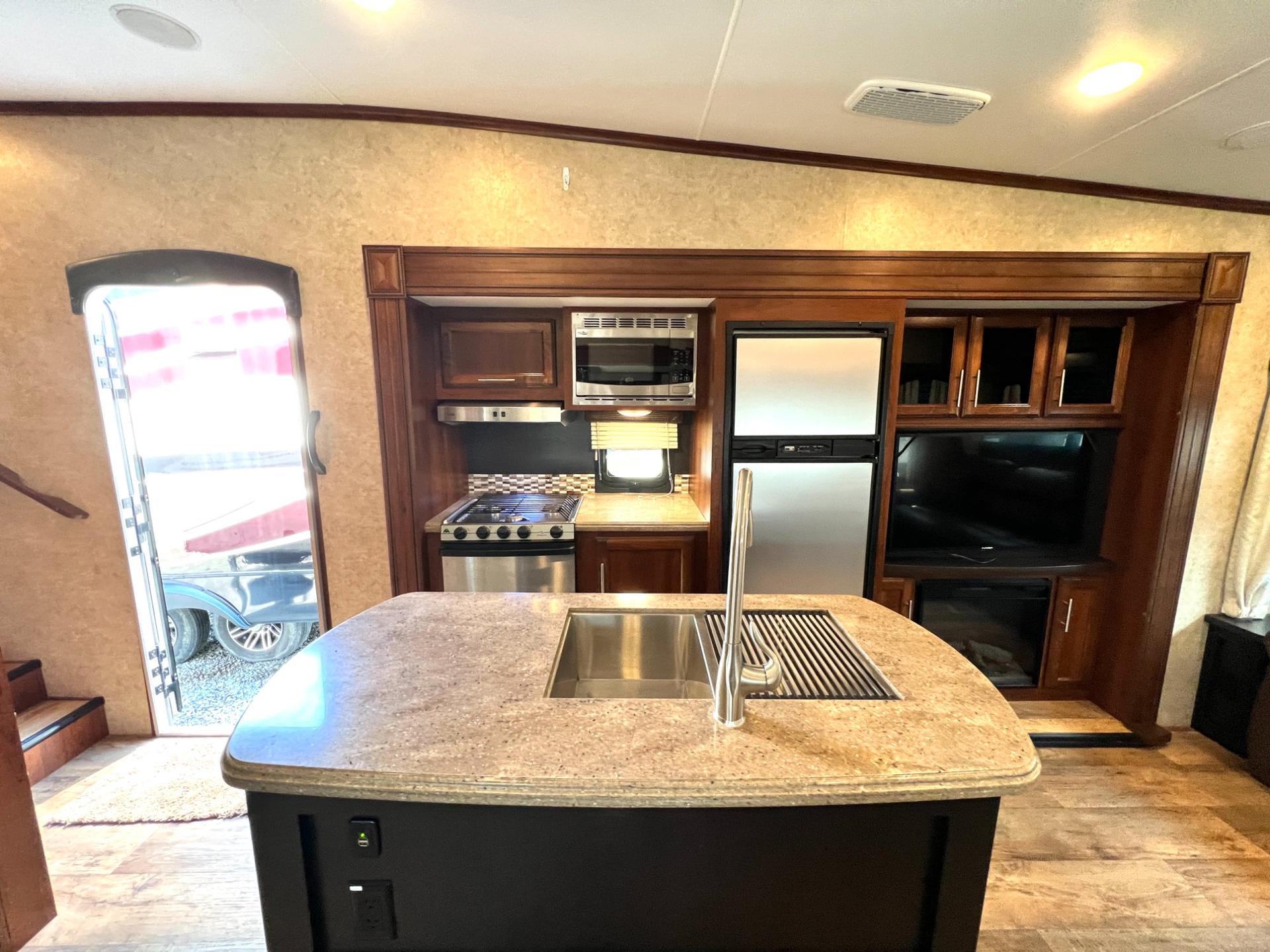 2018 Jayco 2018 Jayco Eagle - thumbnail 16