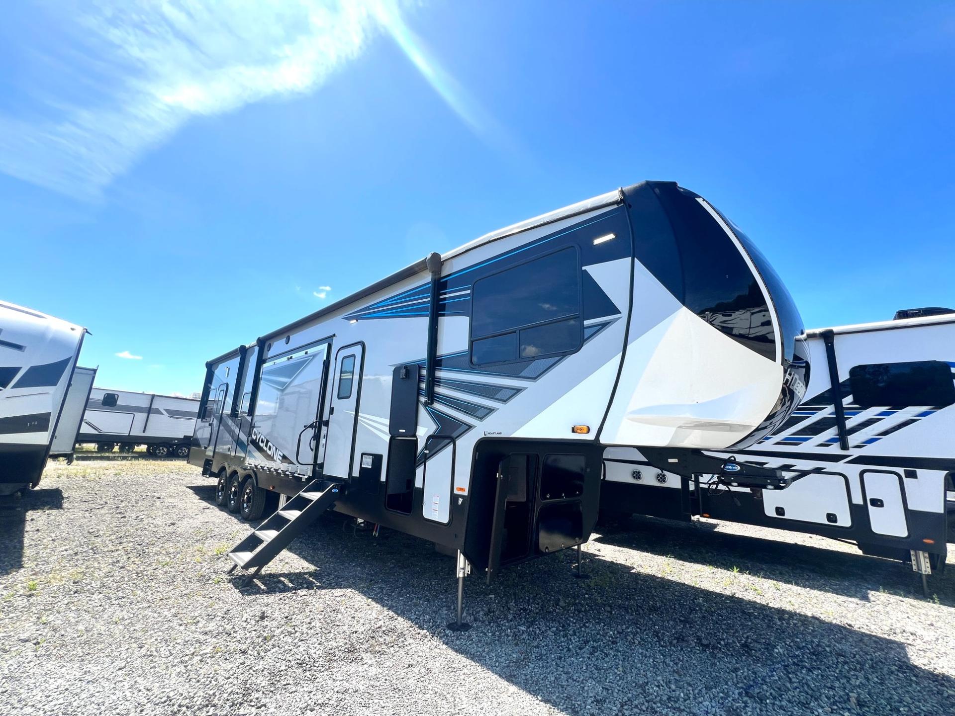 2021 Heartland Cyclone HD 4270