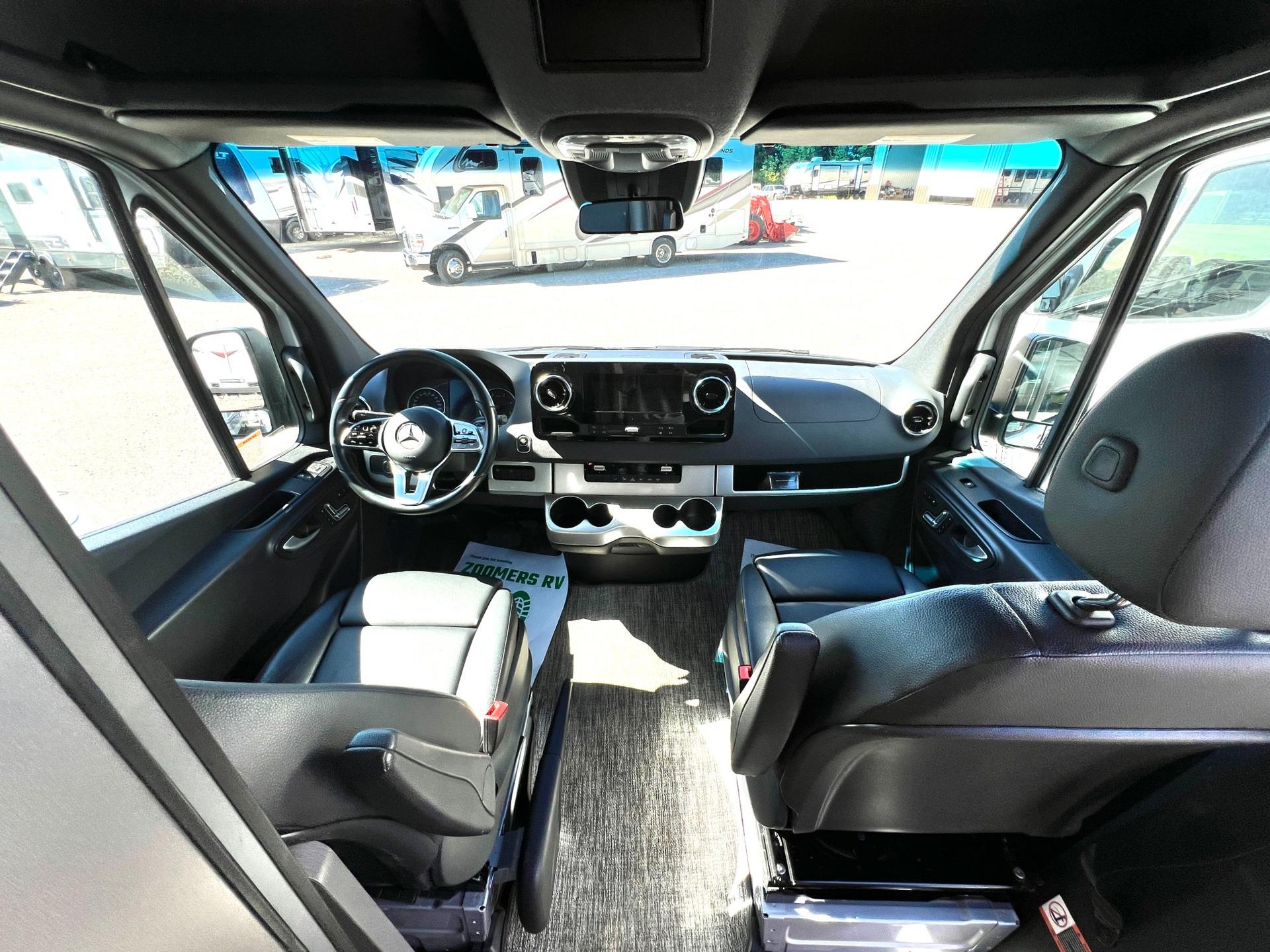 2021 Thor Motor Coach 2021 Thor Motor Coach Sanctuary - thumbnail 10