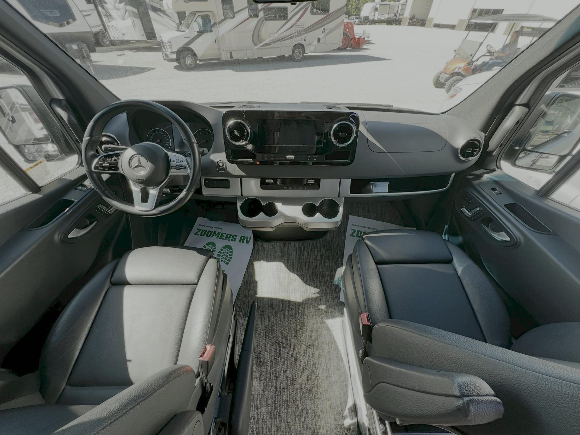2021 Thor Motor Coach 2021 Thor Motor Coach Sanctuary - thumbnail 11