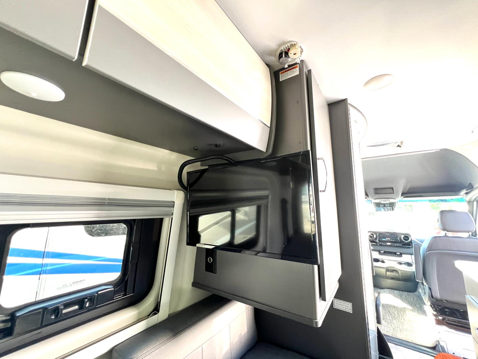 2021 Thor Motor Coach 2021 Thor Motor Coach Sanctuary - thumbnail 23
