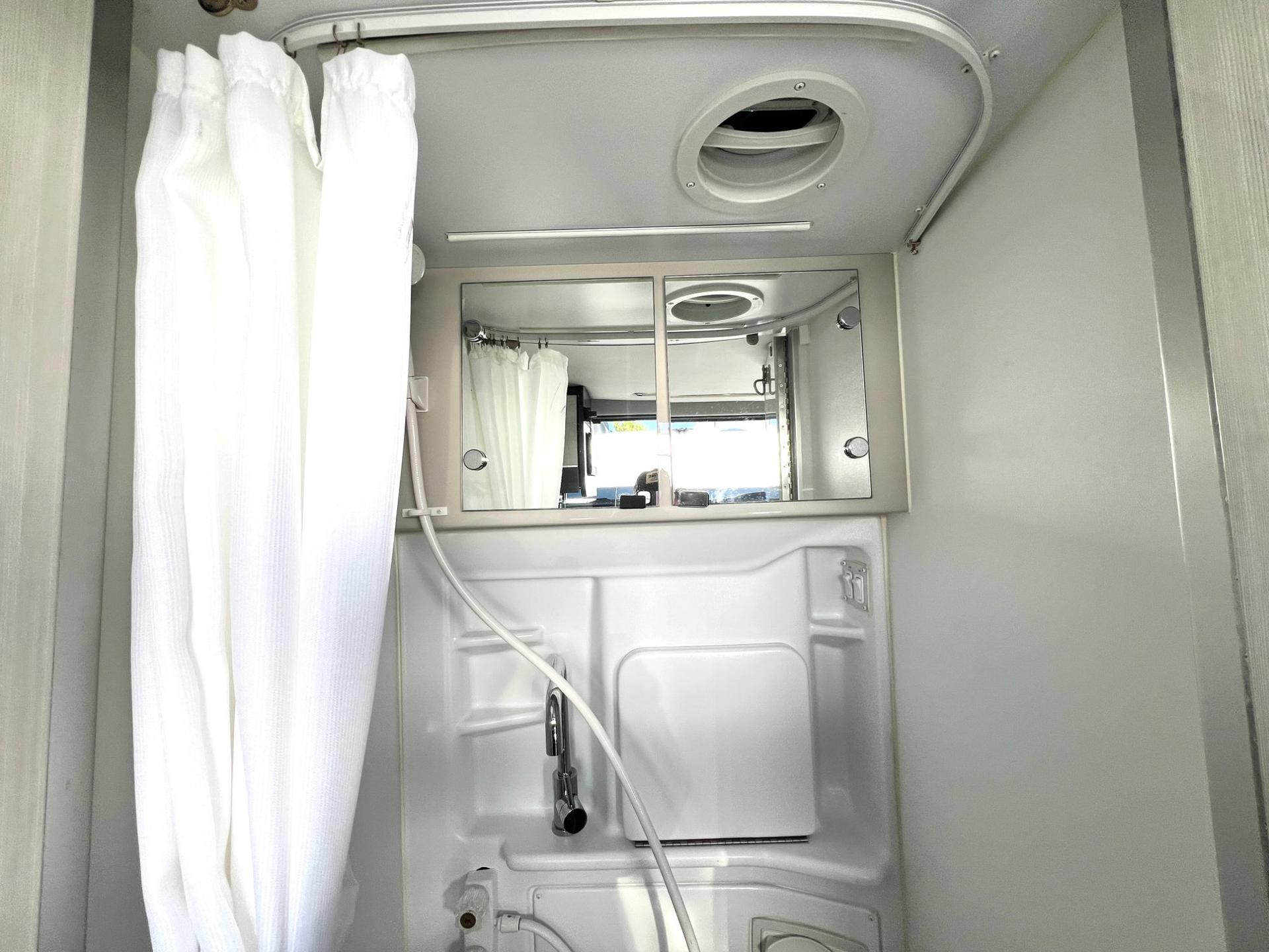 2021 Thor Motor Coach 2021 Thor Motor Coach Sanctuary - thumbnail 26