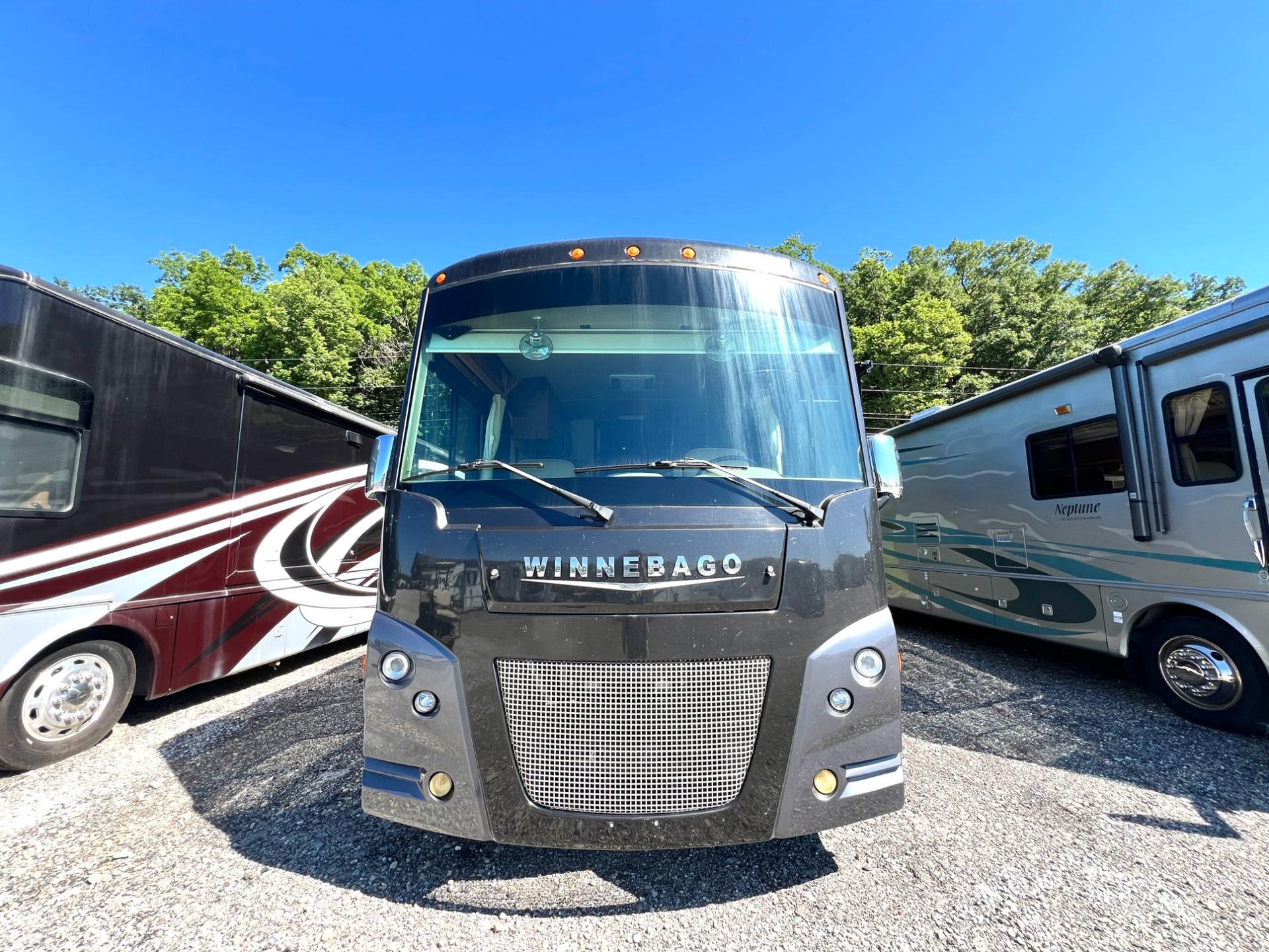 2017 Winnebago 2017 Winnebago Vista - thumbnail 3