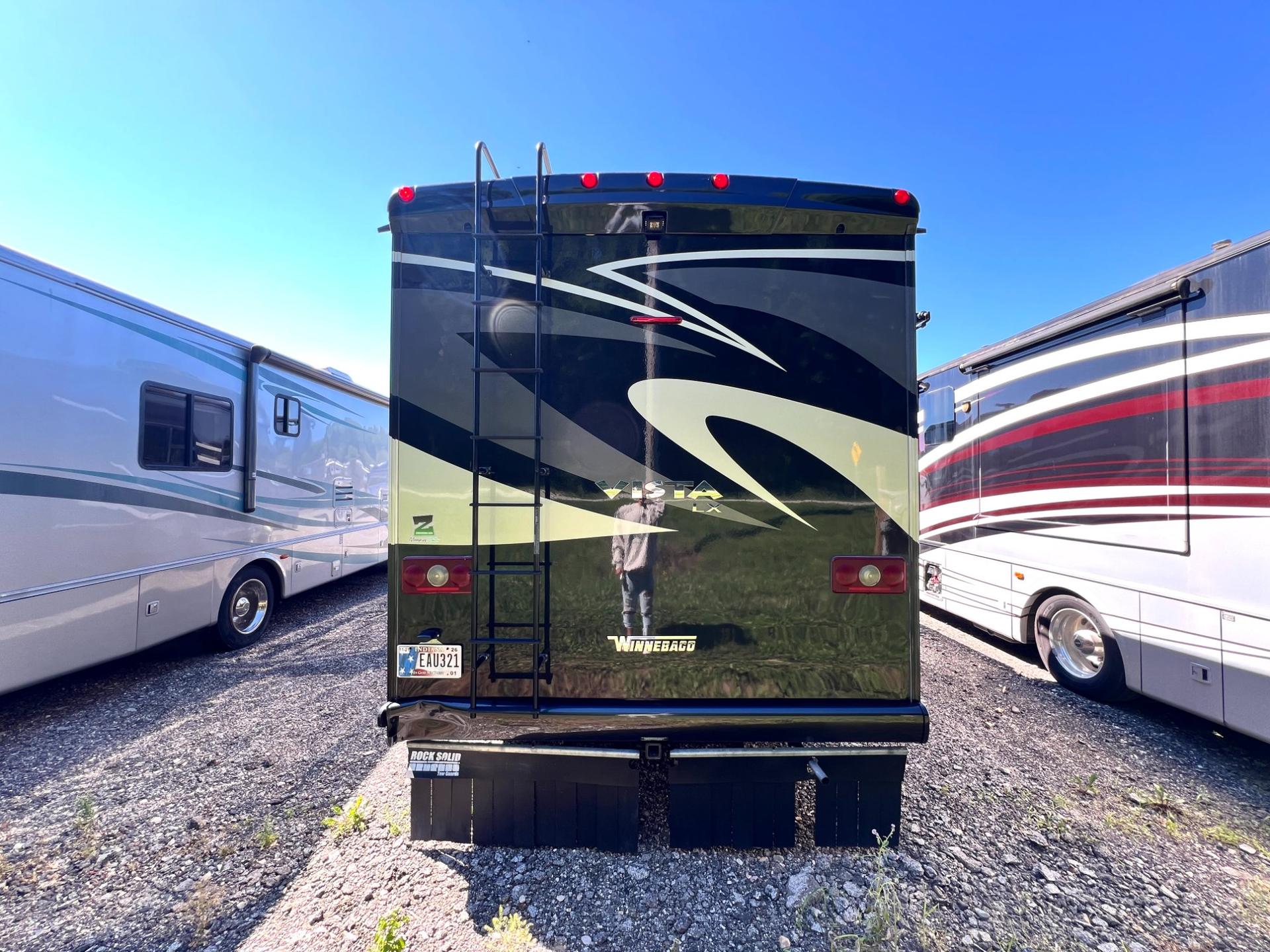 2017 Winnebago 2017 Winnebago Vista - thumbnail 6