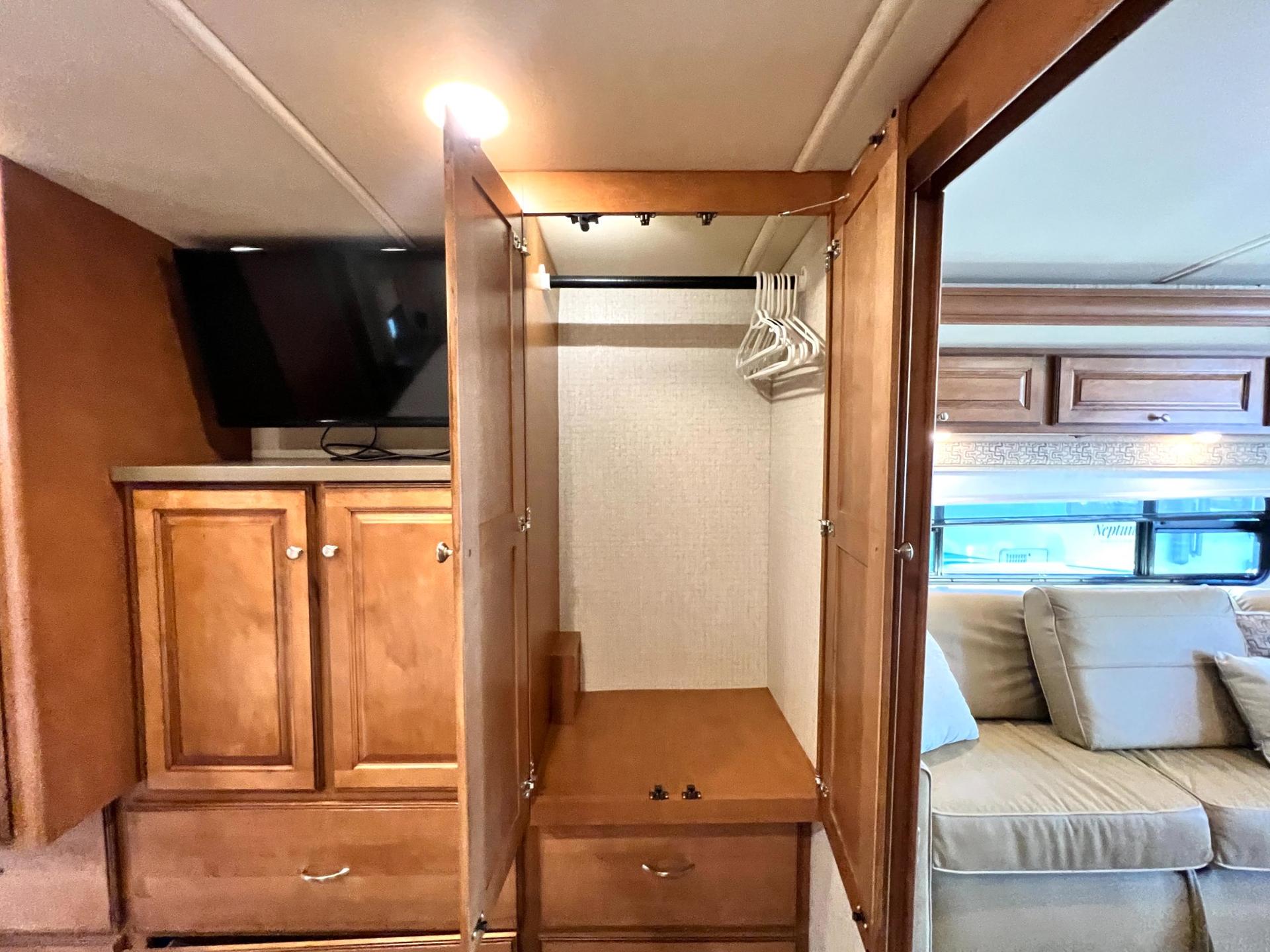 2017 Winnebago 2017 Winnebago Vista - thumbnail 34